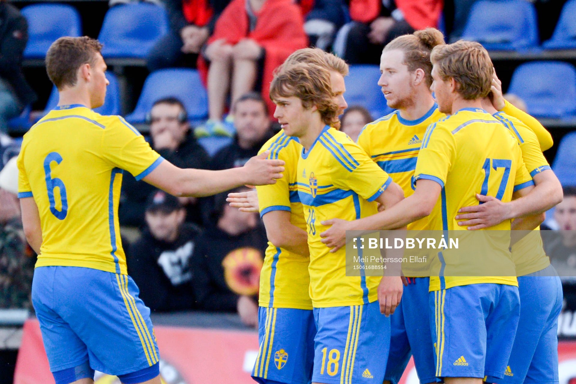 Sveriges Sam Lundholm jublar