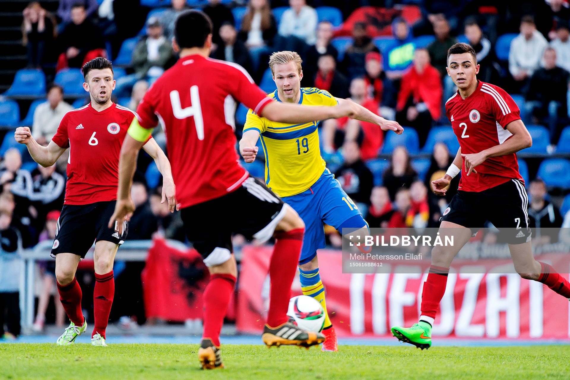 Sveriges Gustav Engvall, Albaniens Klodian Gino, Kristi