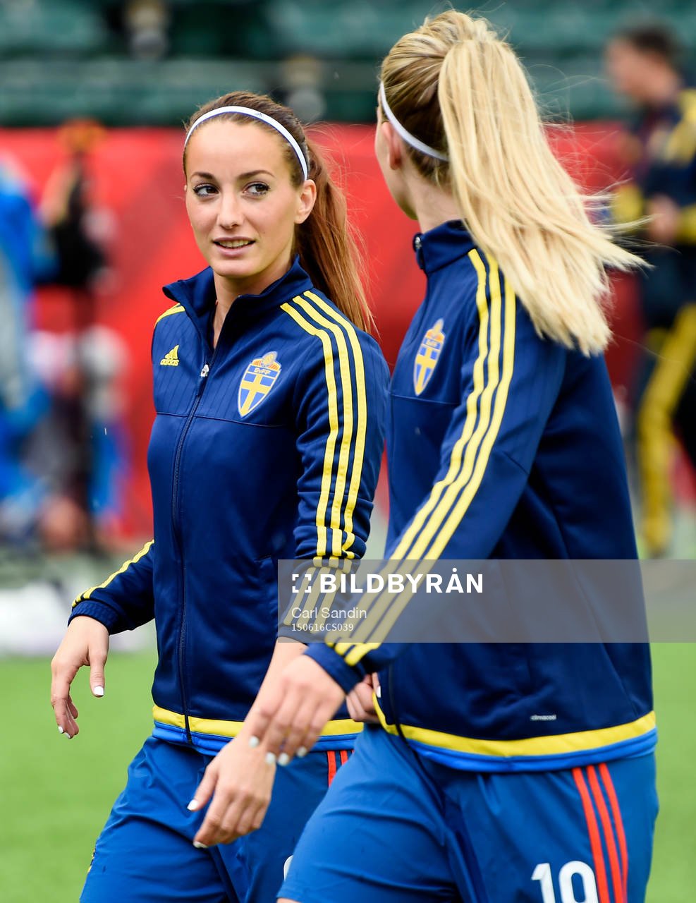 Sveriges Kosovare Asllani