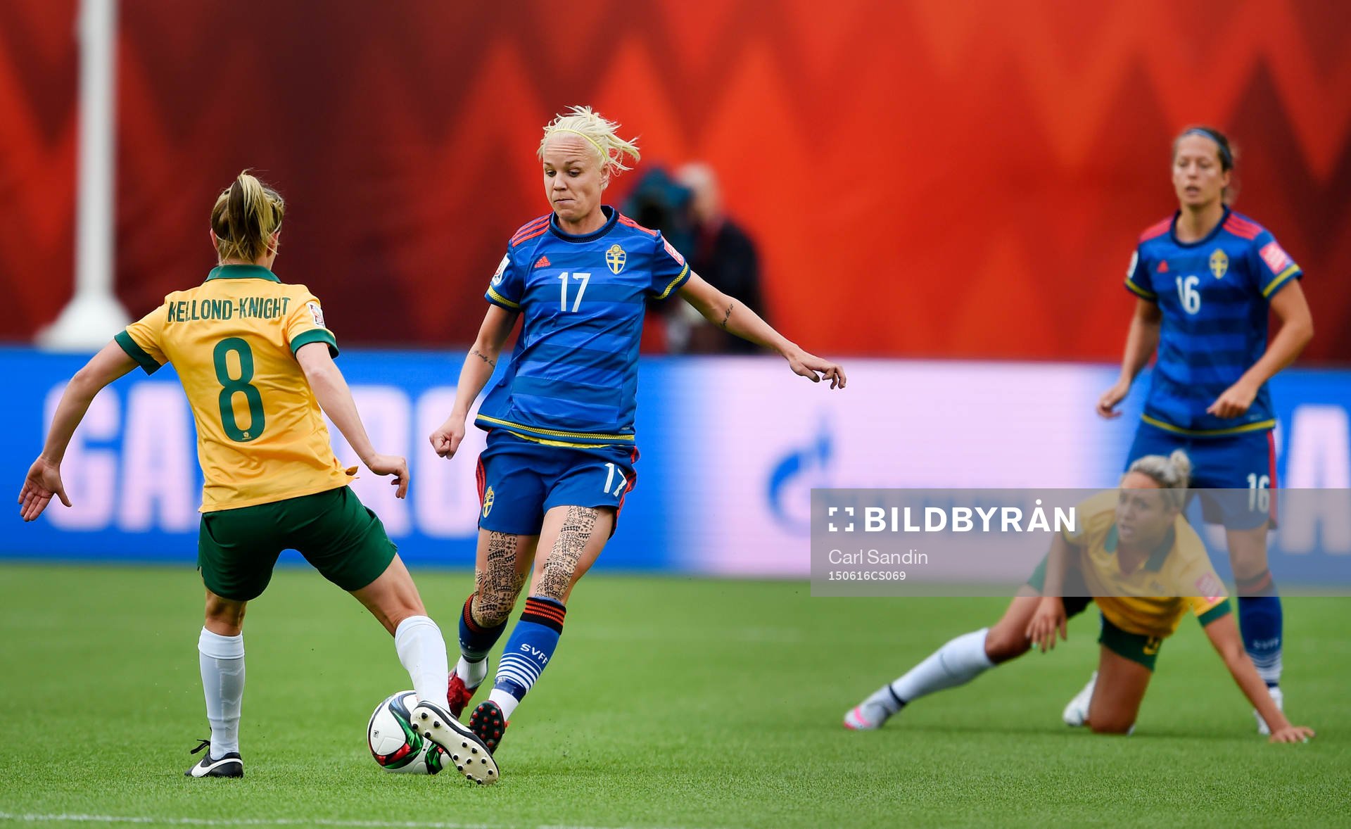 Australiens Elise Kellond-Knight och Sveriges Caroline Seger