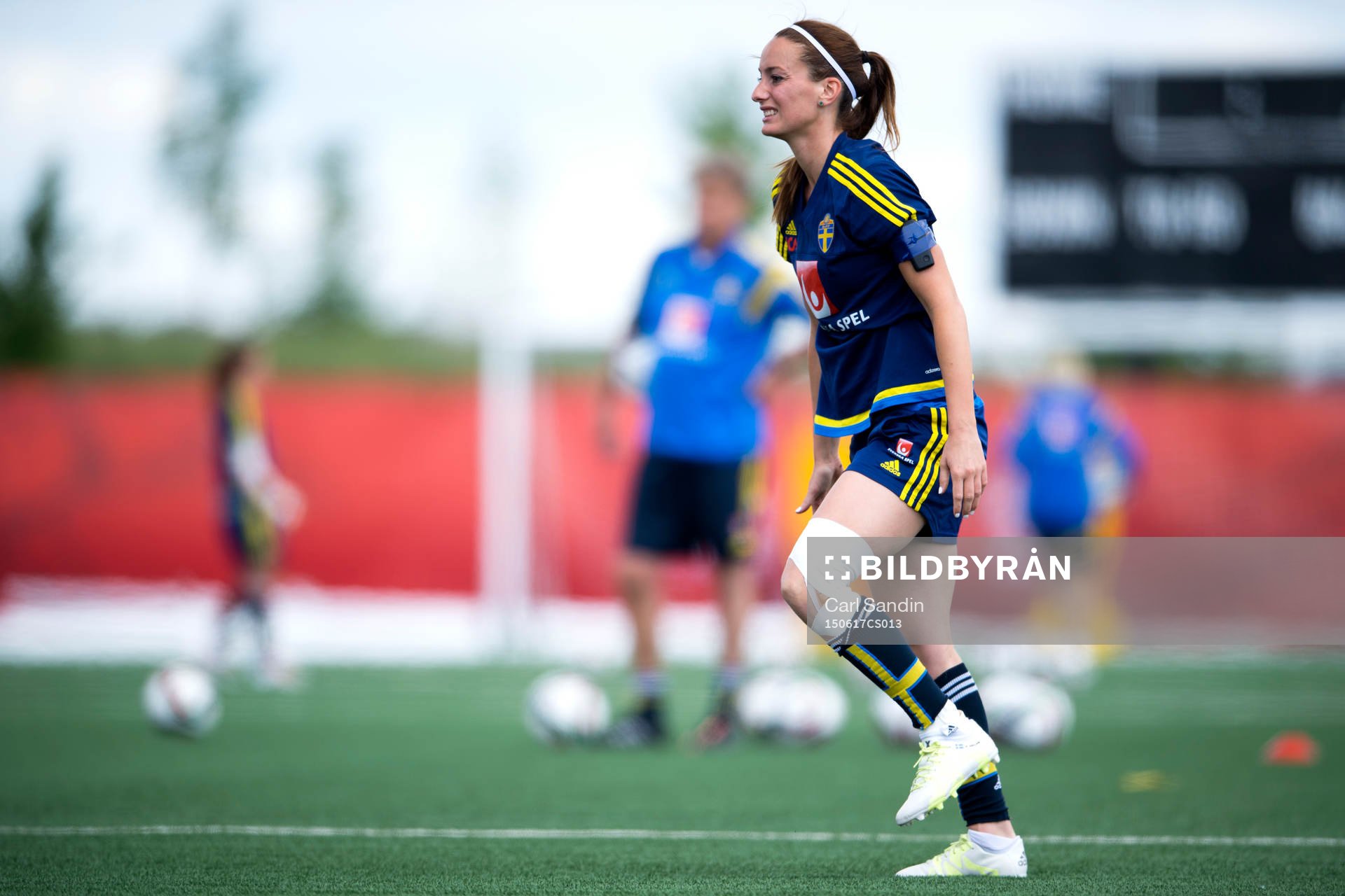 Sveriges Kosovare Asllani deppar