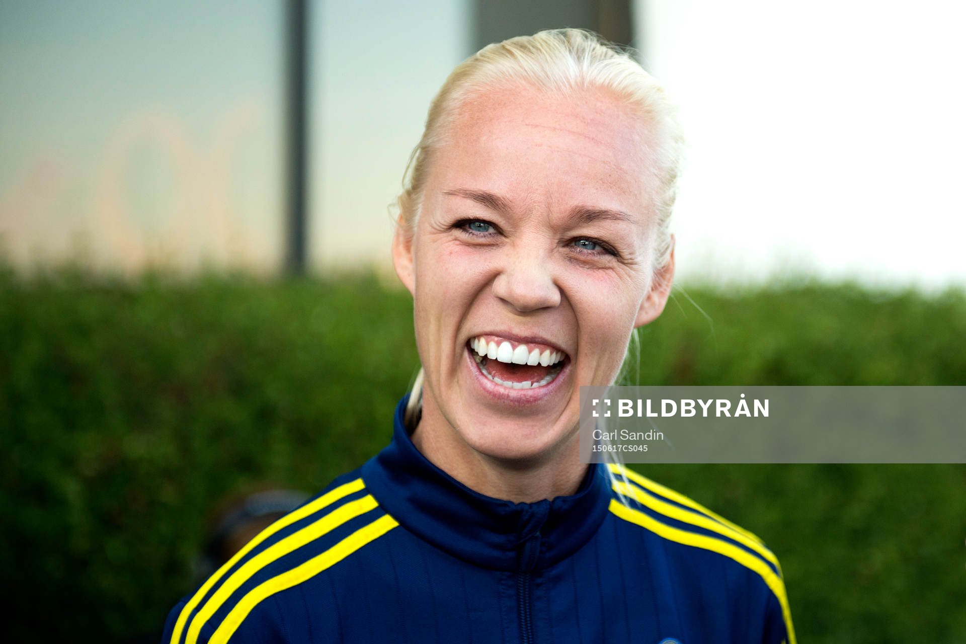 Sveriges Caroline Seger blir intervjuad