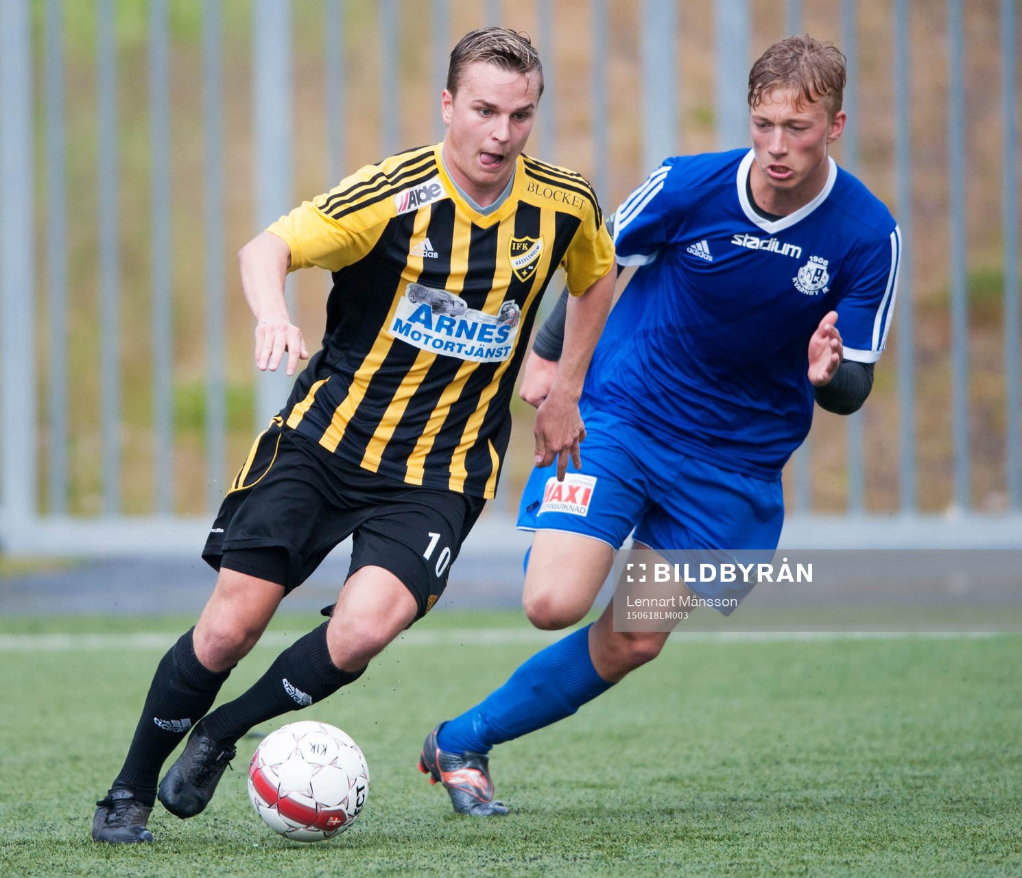 IFK Hässleholms Danny Gunnarsson i matchen i division 2
