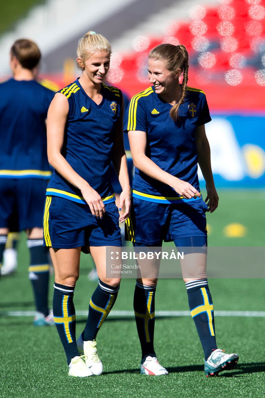 Sveriges Sofia Jakobsson och Emma Berglund