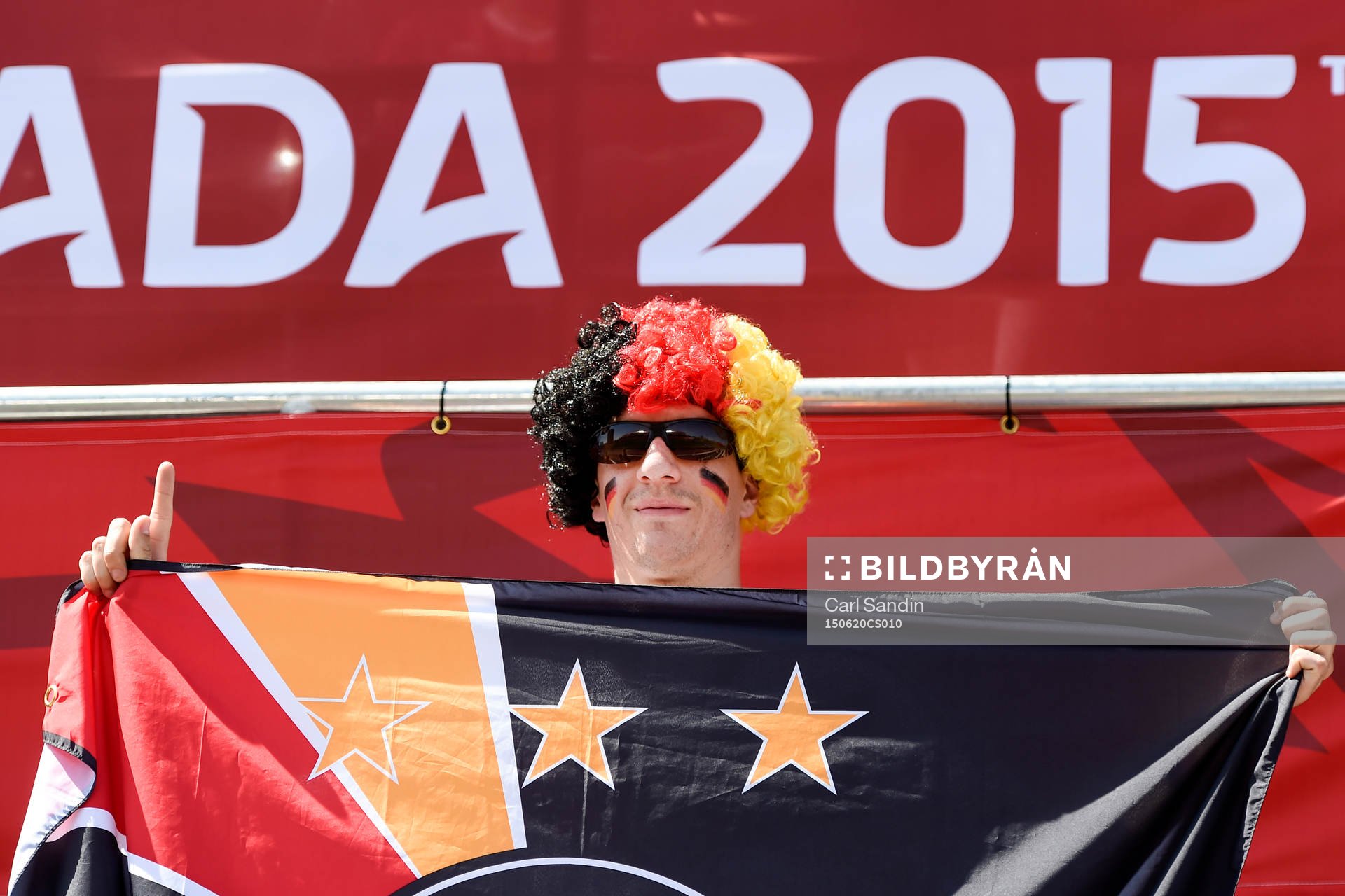 En Tysk supporter före åttondelsfinalen i VM mellan