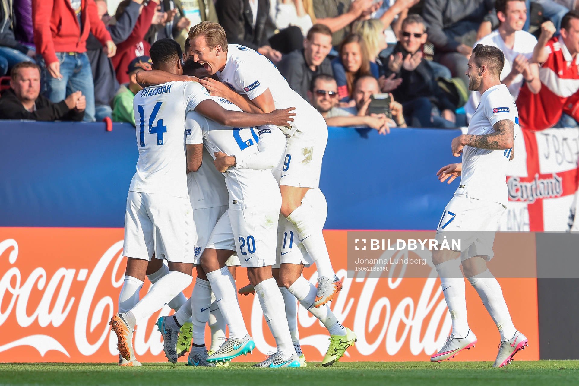 Englands Harry Kane jublar