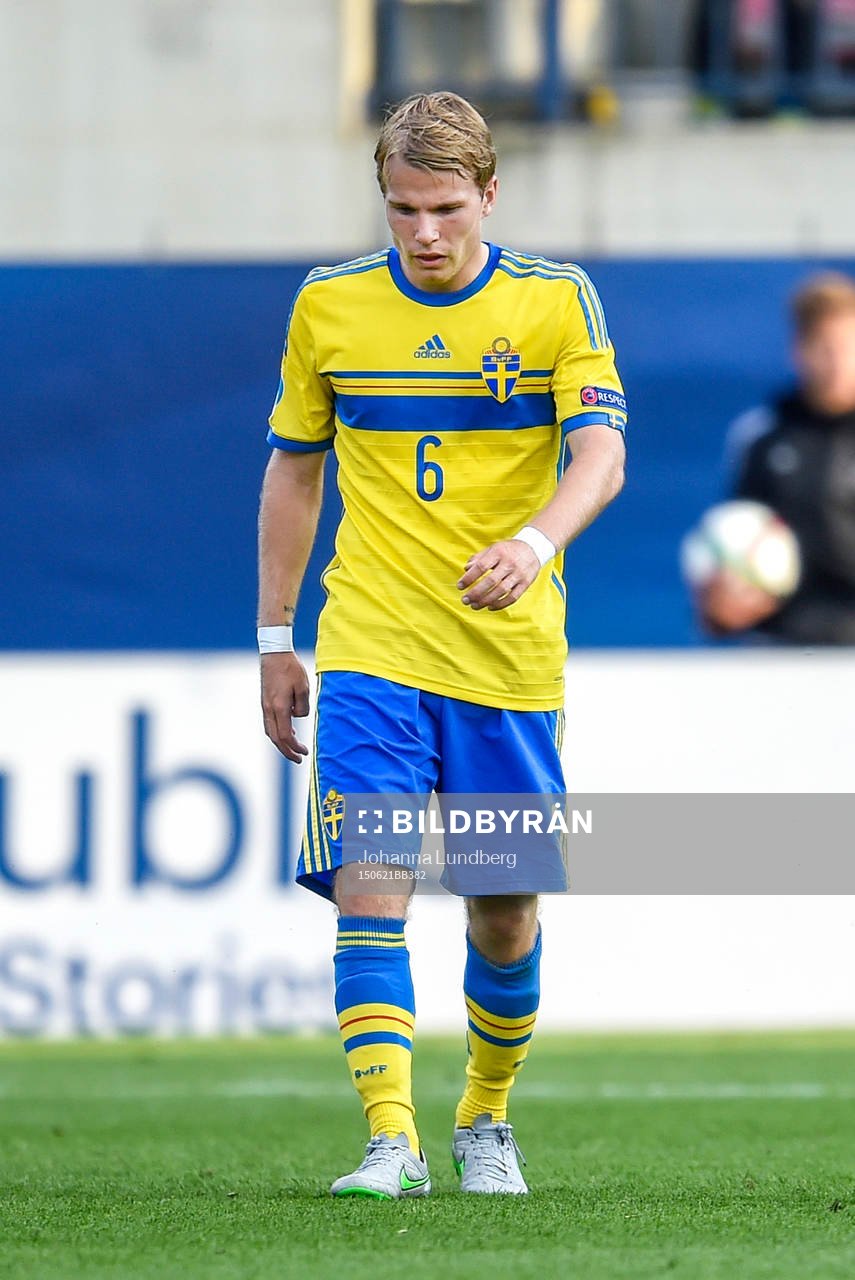 Sveriges Oscar Lewicki deppar