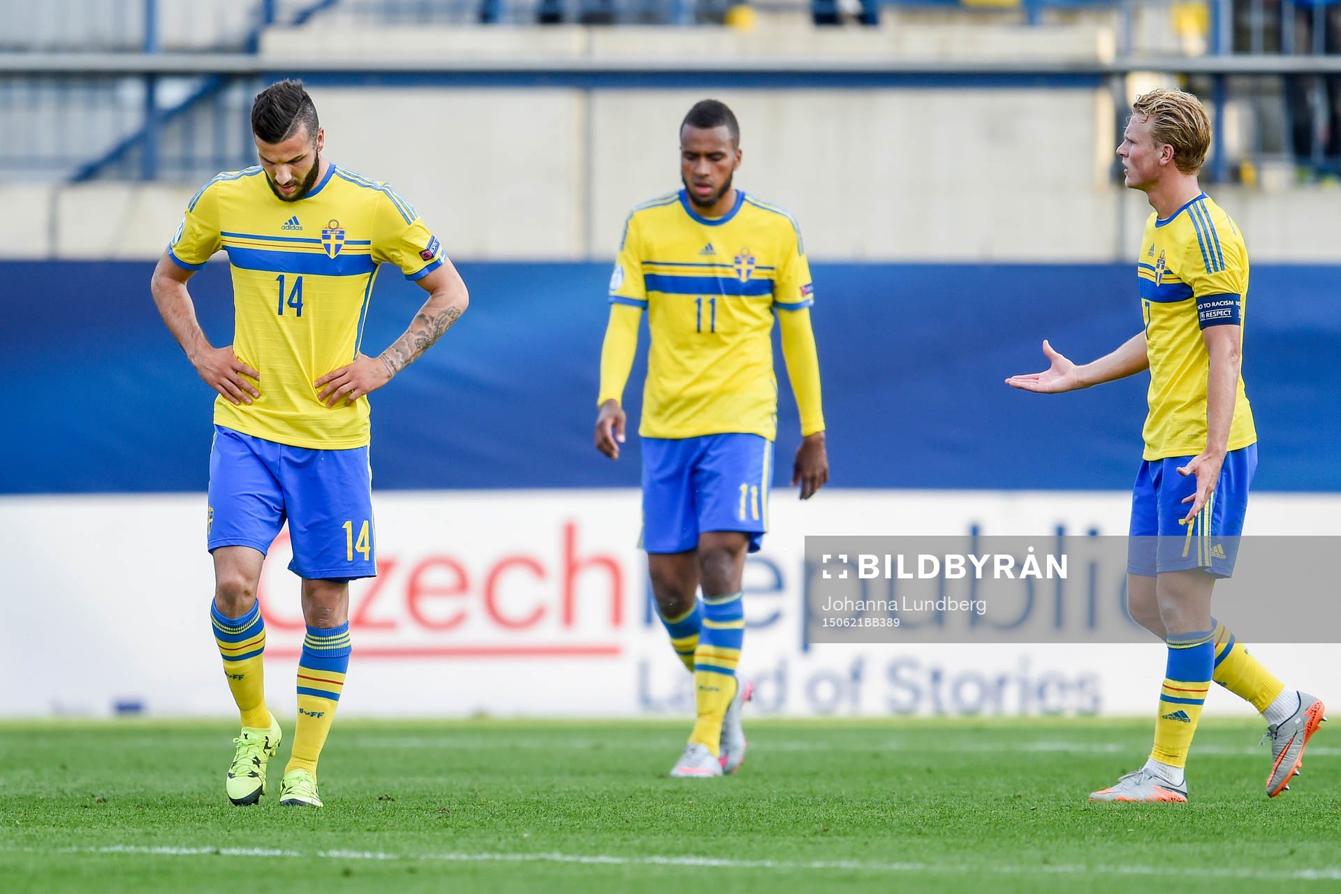 Sveriges Mikael Ishak , Isaac Kiese Thelin och Oscar
