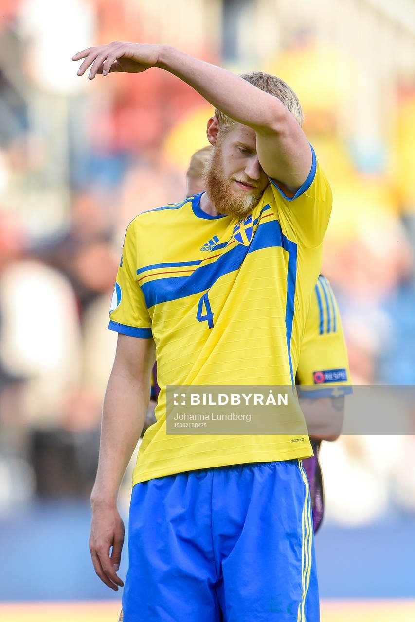 Sveriges Filip Helander deppar