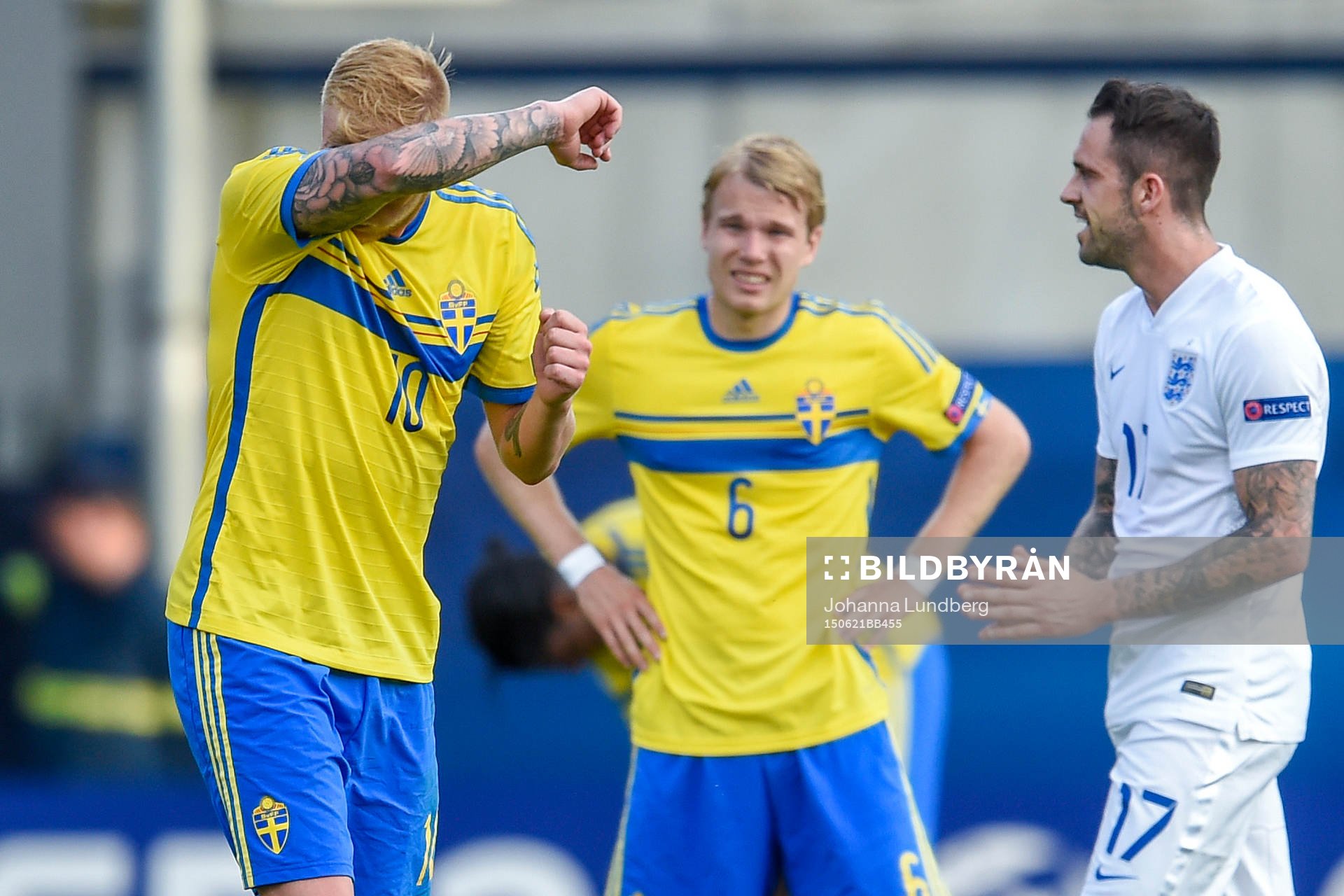 Sveriges John Guidetti och Oscar Lewicki deppar