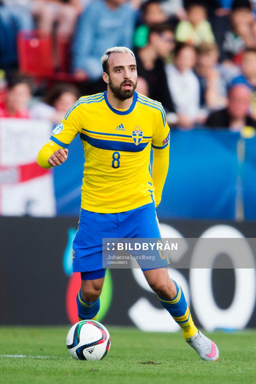 Sveriges Abdullah Khalili under fotbollsmatchen i U21-EM mellan Sverige och England den 21 juni 2015 i Olomouc.