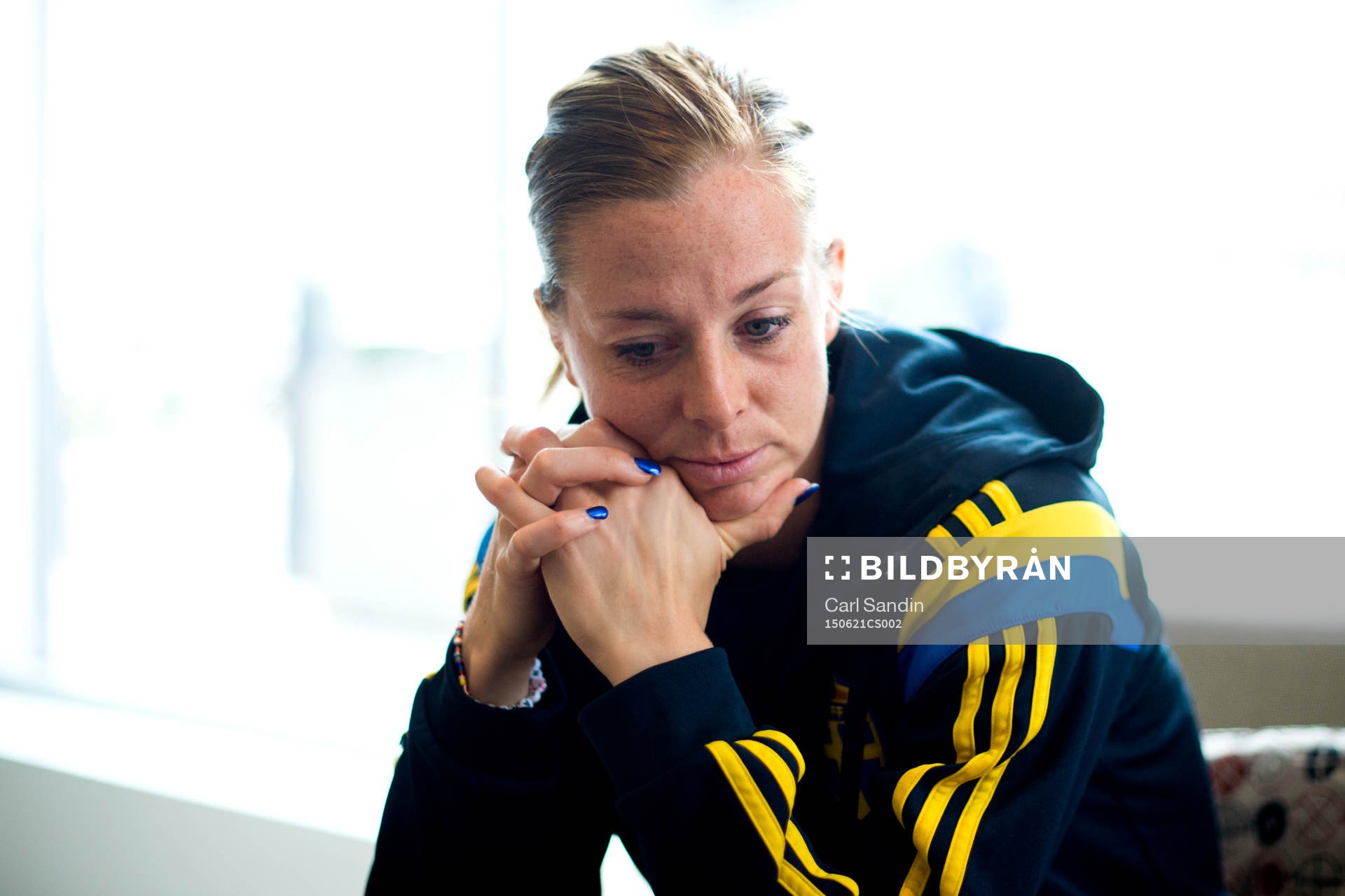 Sveriges Lotta Schelin blir intervjuad