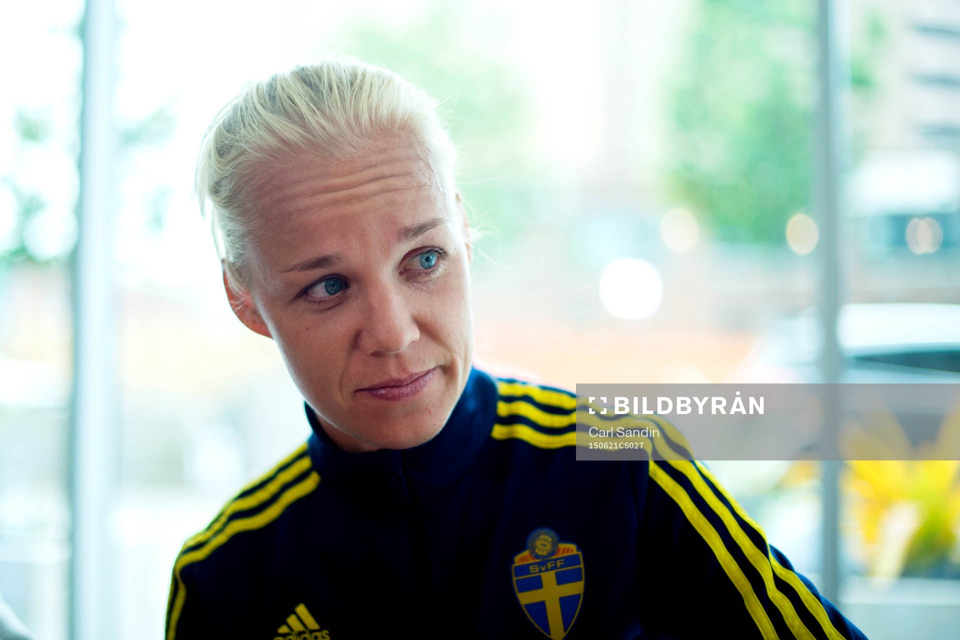 Sveriges Caroline Seger blir intervjuad