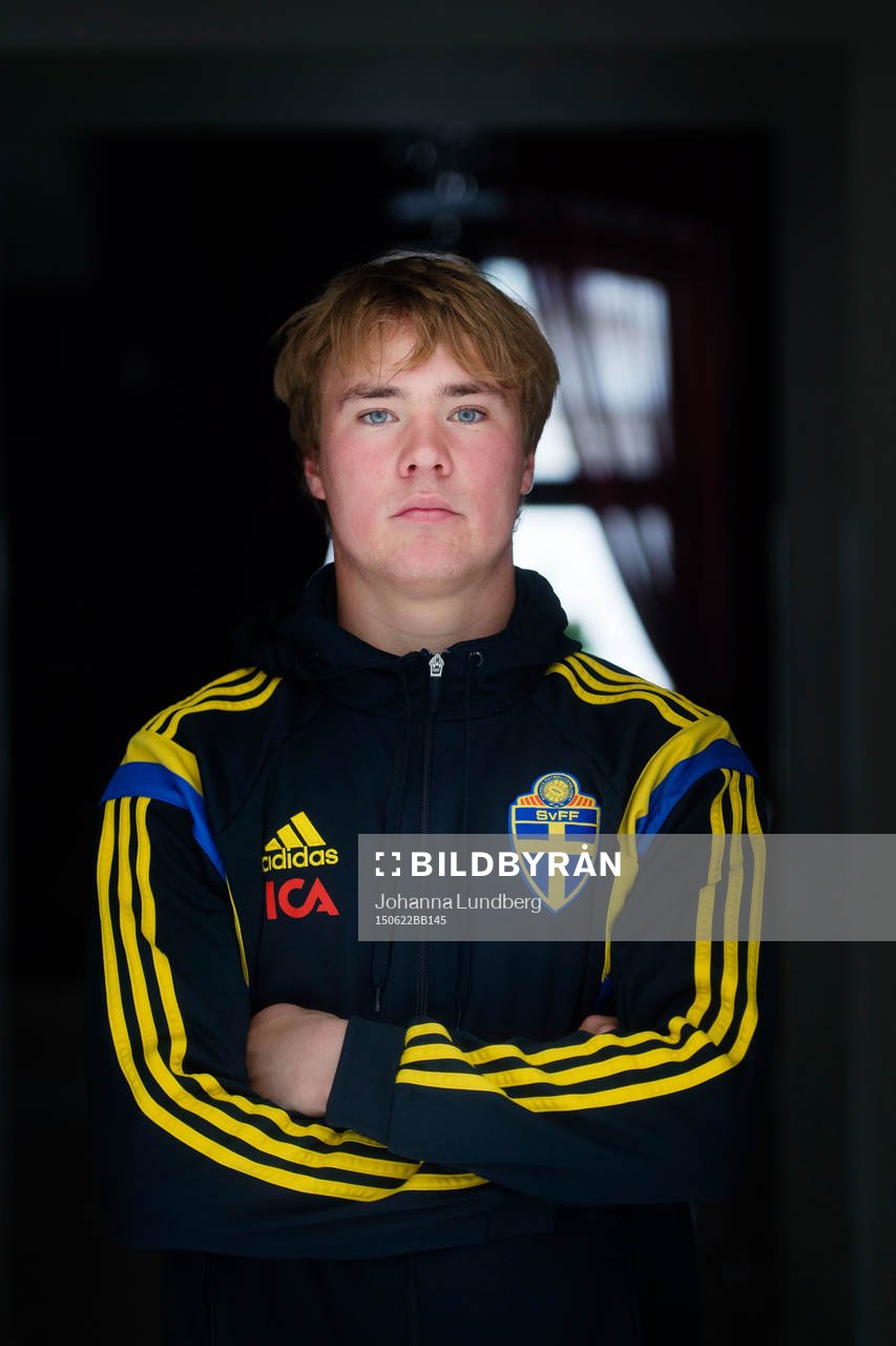 Sveriges Simon Tibbling