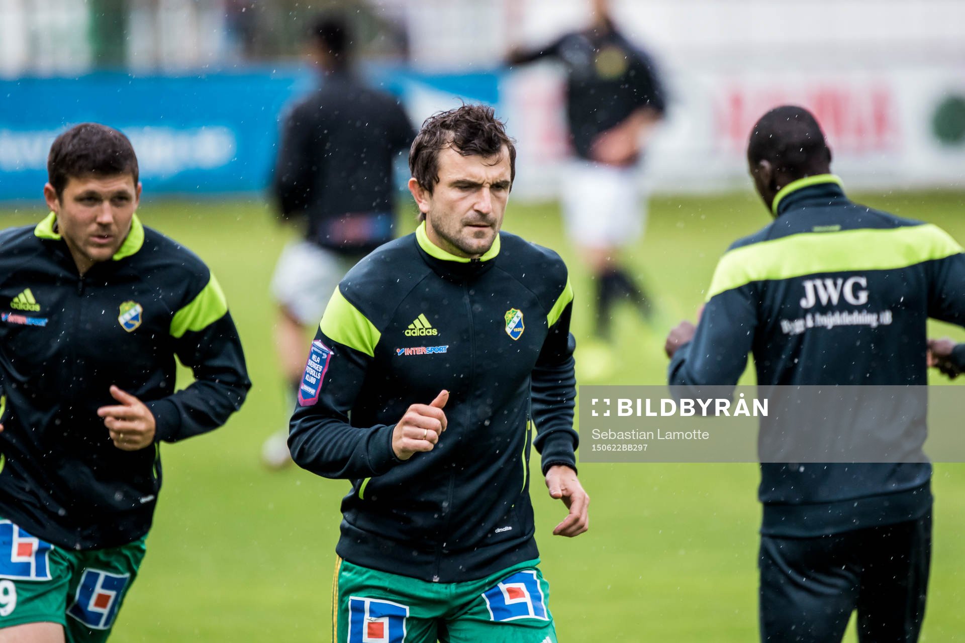 Ljungskiles Aleksandar Kitic värmer upp