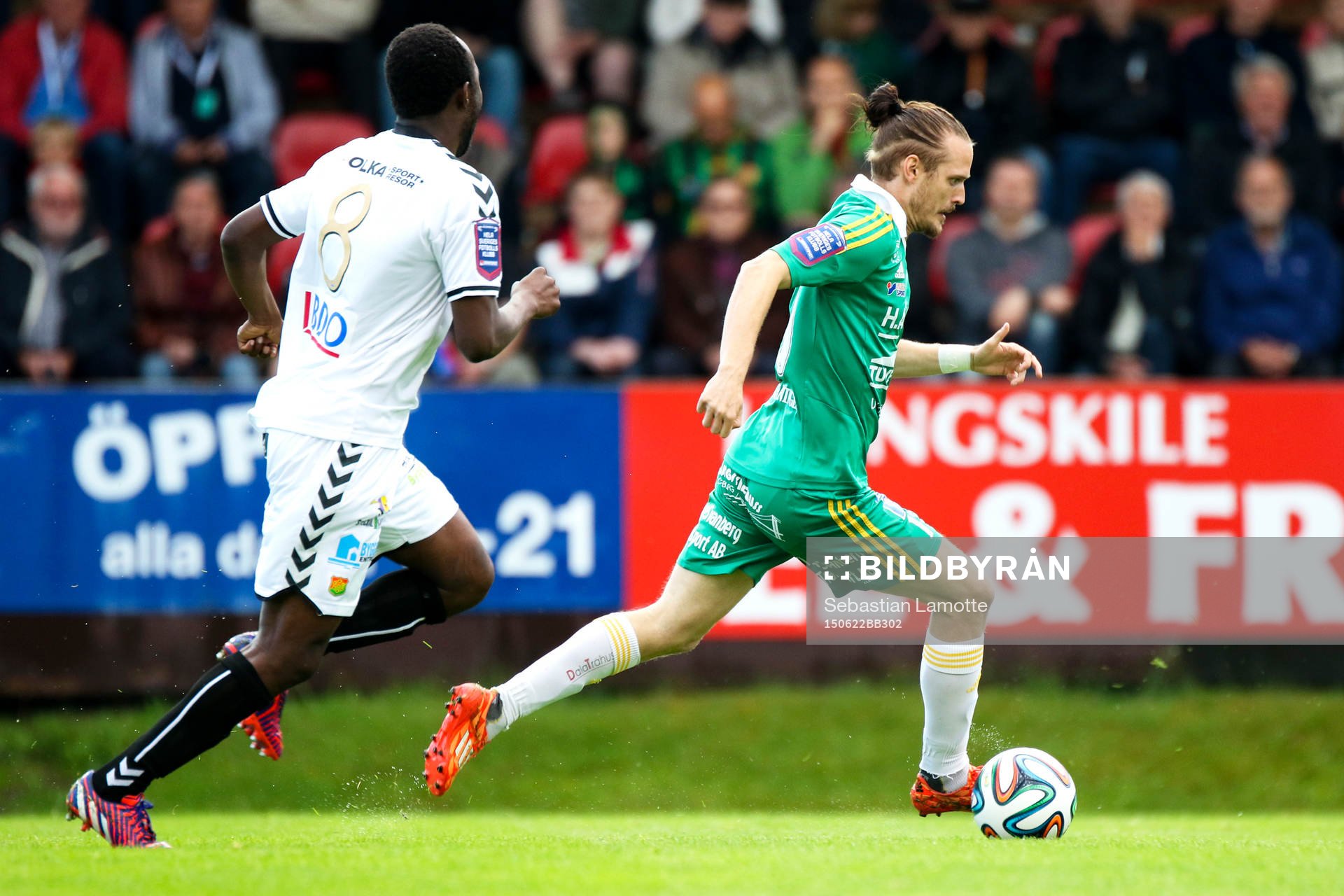 GAIS Reuben Ayarna och Ljungskiles Jonas Lindberg