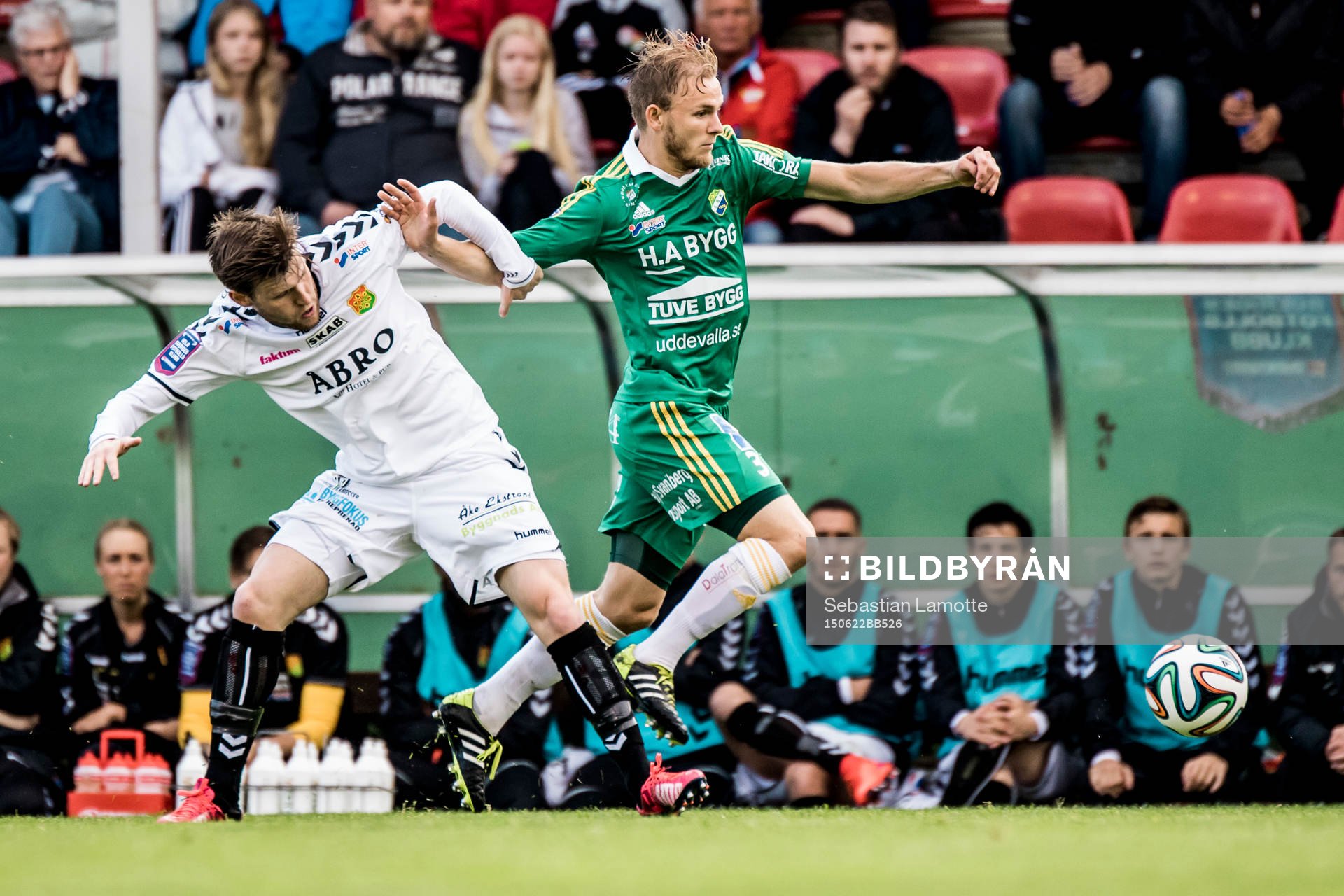 Ljungskiles Niclas Andersén före Gais Johan Lundgren