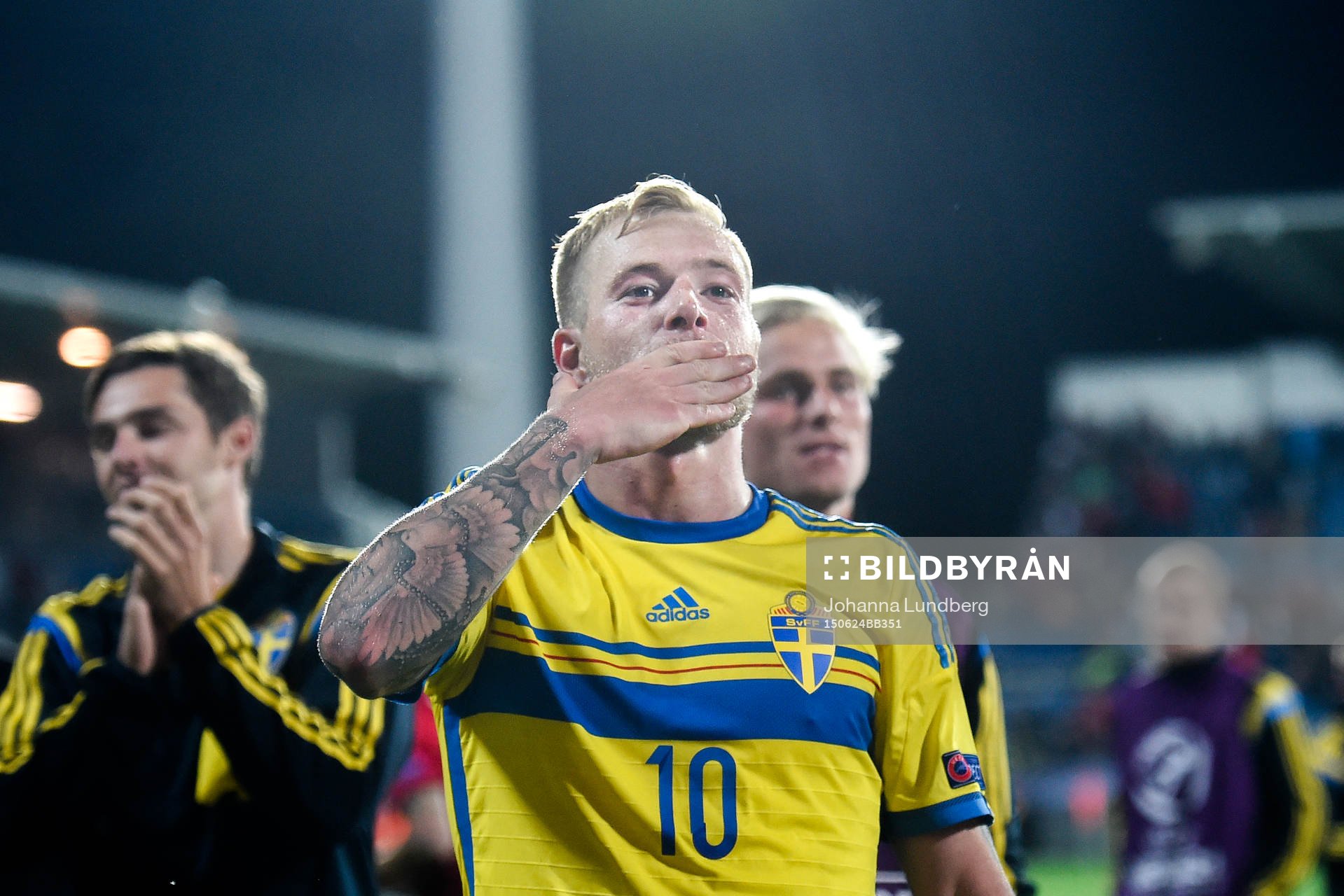 Sveriges John Guidetti firar efter fotbollsmatchen i U21-EM mellan Portugal och Sverige den 24 juni 2015 i Uherske Hradiste.