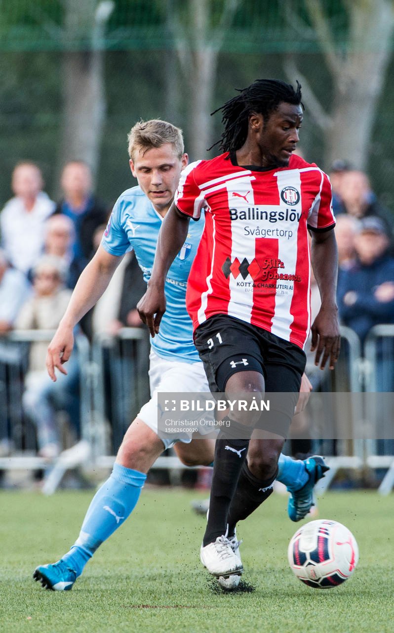 Höllvikens Dawda Ngum mot Erik Andersson