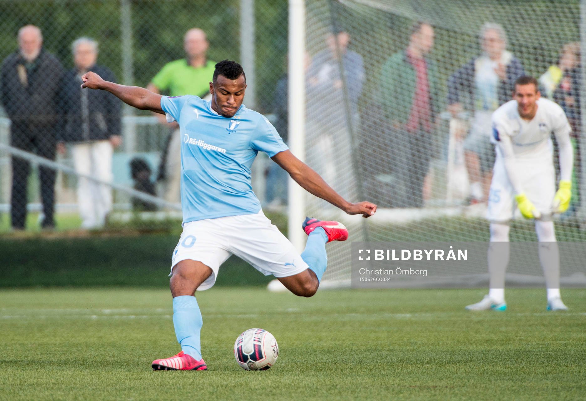 Malmö FFs Luis Felipe Carvalho Da Silva och målvakt Robin