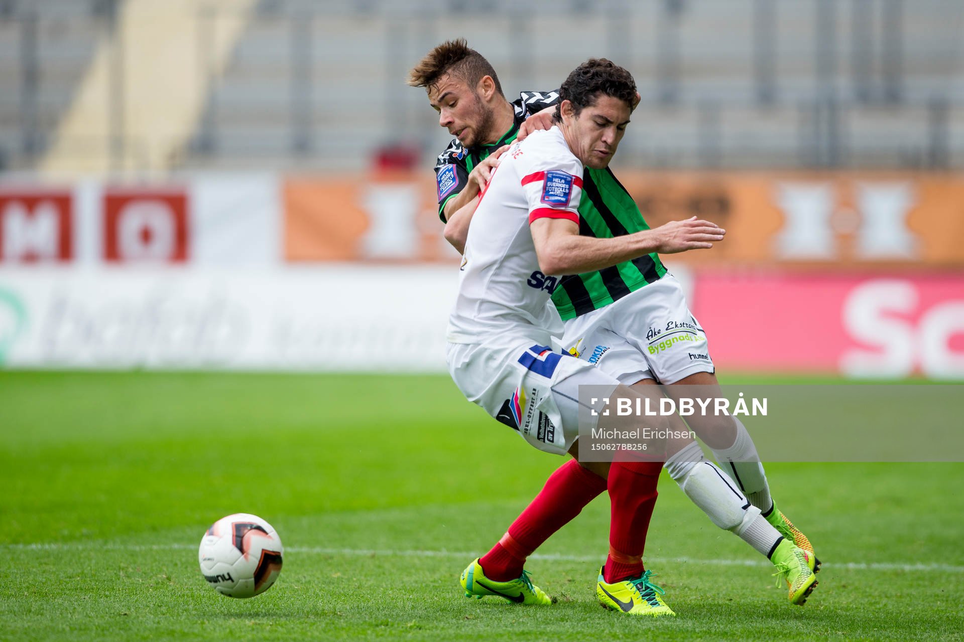 GAIS Malkolm Moenza stoppas av Assyriskas Gustavo Ezequiel