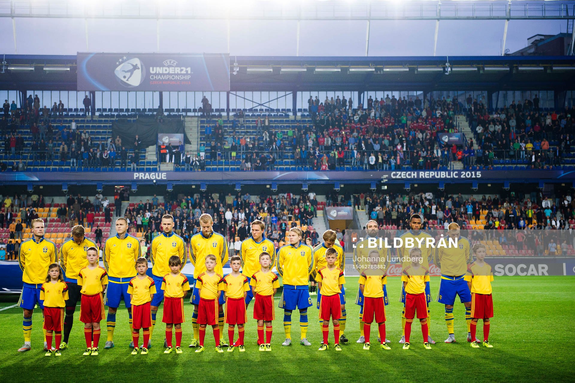 Sveriges Oscar Hiljemark, målvakt Patrik Carlgren, Victor