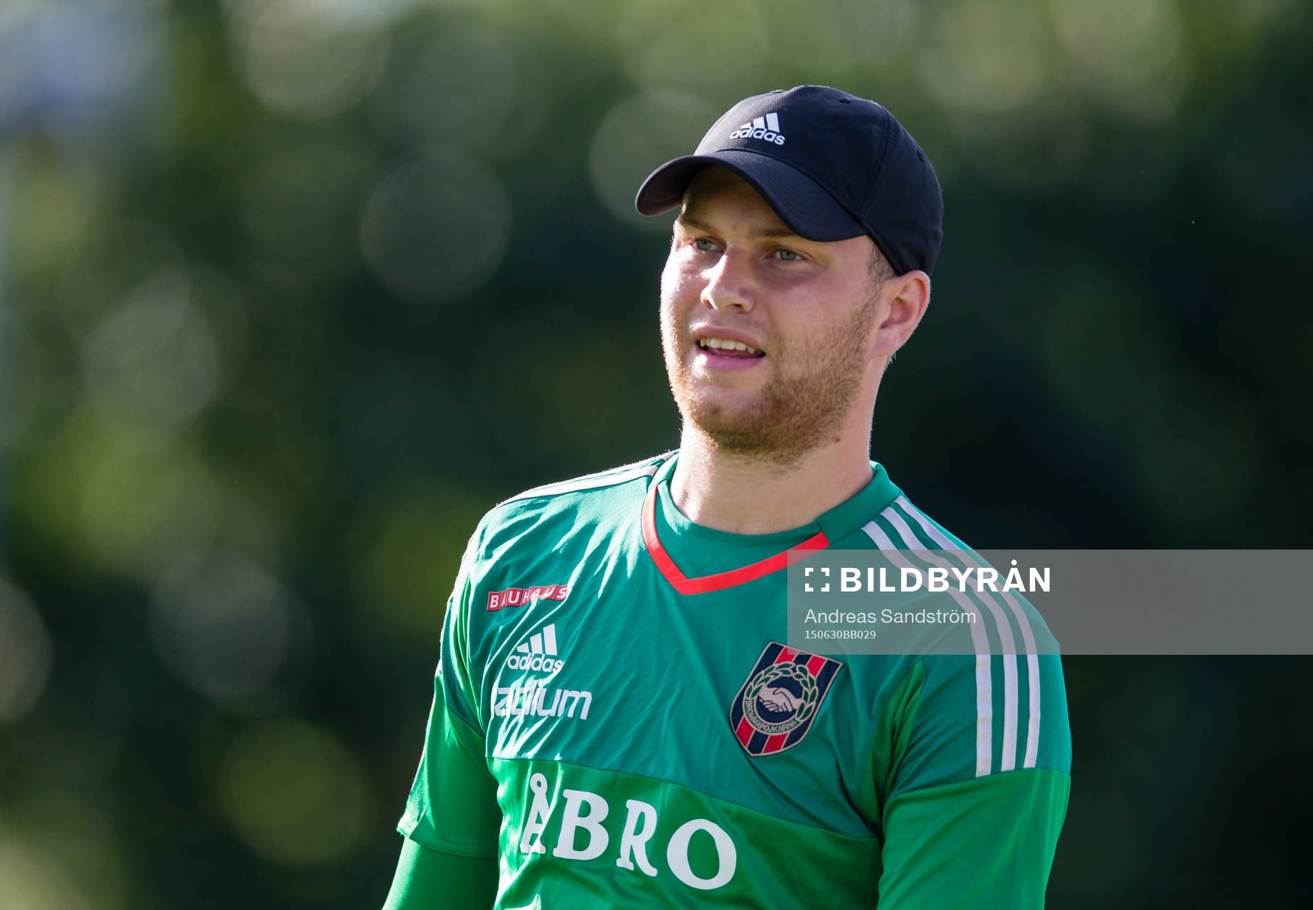 Brommapojkarnas målvakt Rasmus Emanuelsson