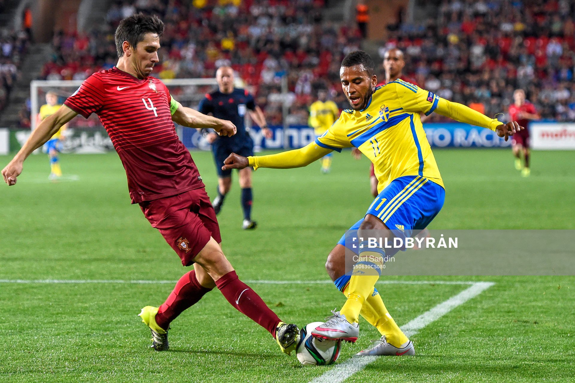 Portugals Paulo Oliveira och Sveriges Isaac Kiese Thelin