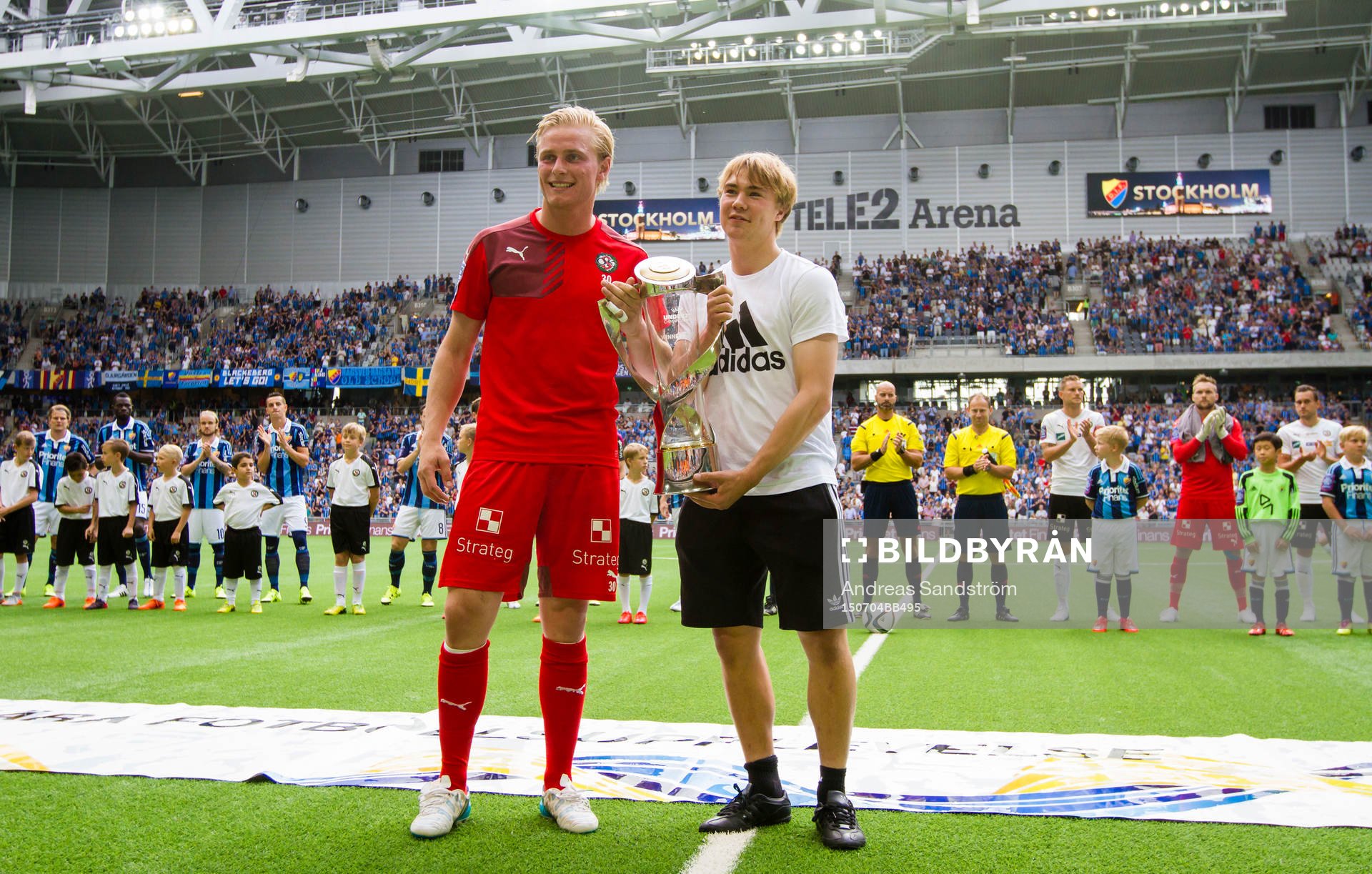 Örebros målvakt Jacob Rinne och förra
