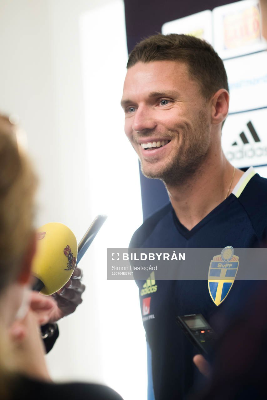 Marcus Berg i mixed zone