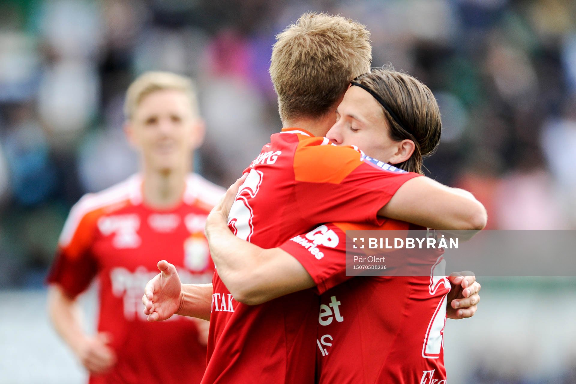 IFK Göteborgs Mikael Boman och Lasse Vibe firar