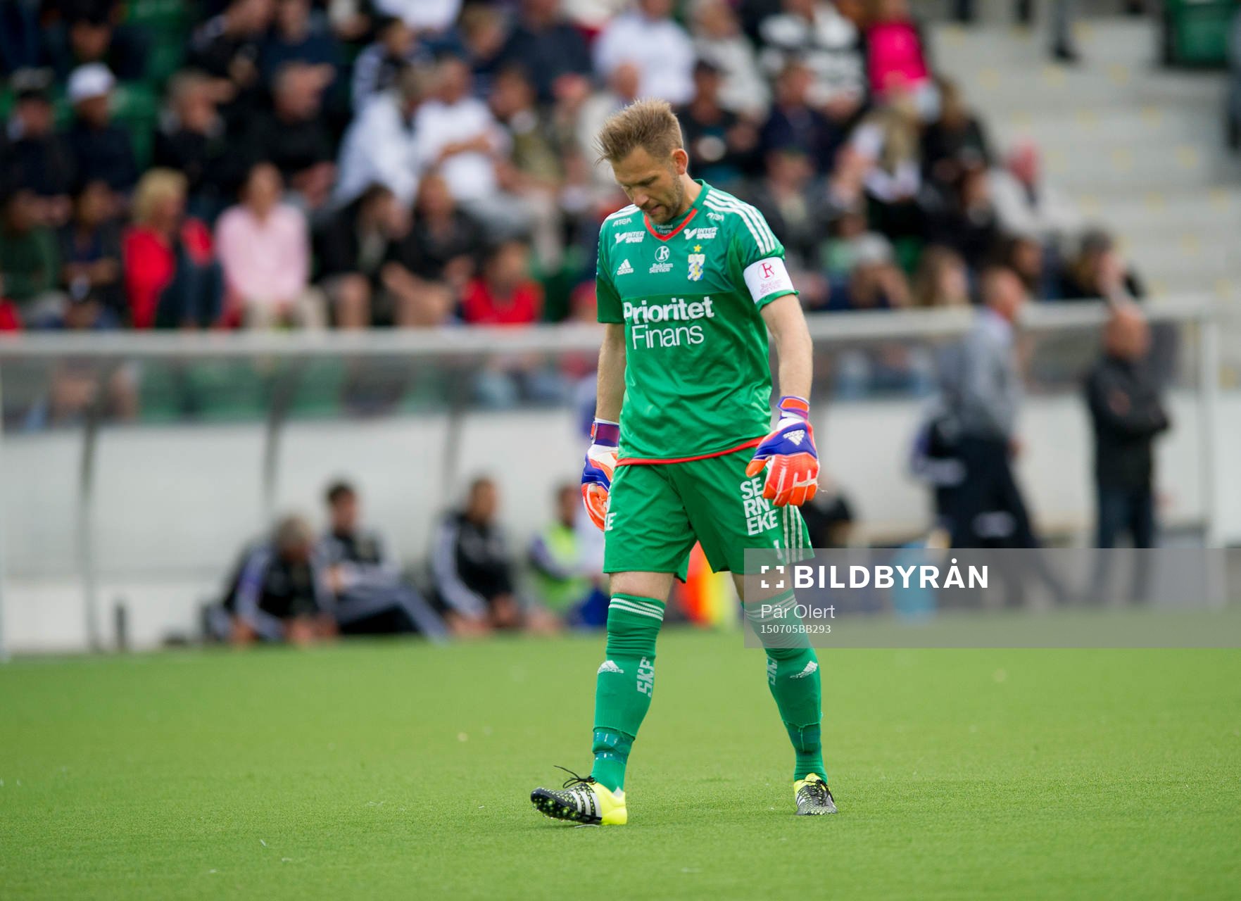 IFK Göteborgs målvakt John Alvbåge deppar