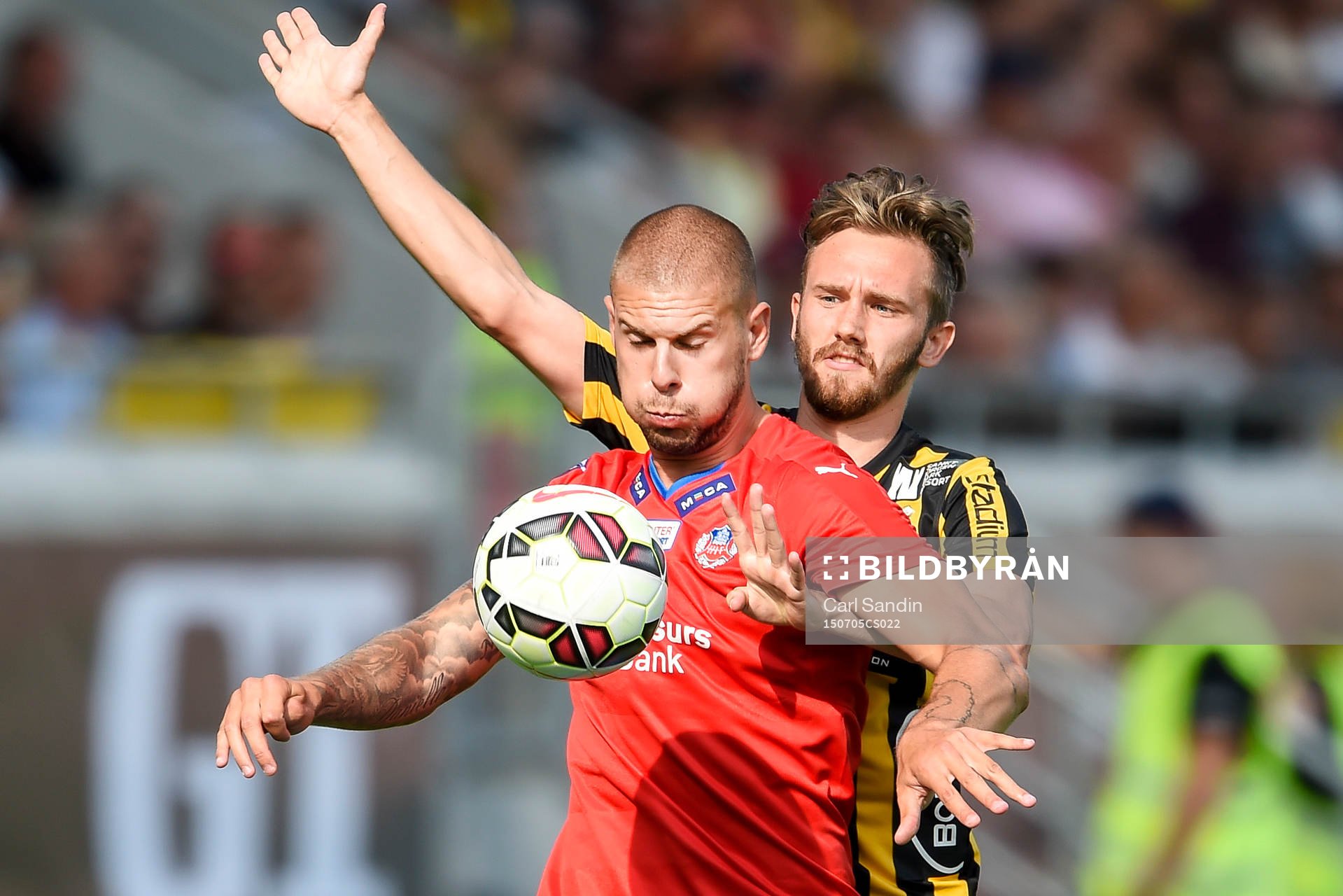 Helsingborgs Robin Simovic och Häckens Simon Sandberg