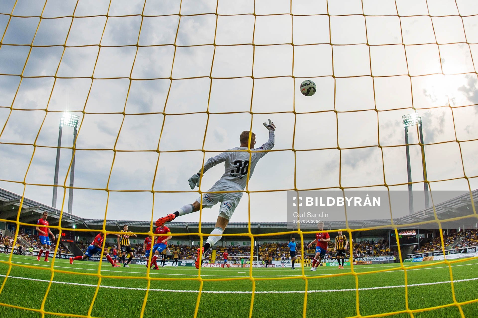 Häckens Alexander Jeremejeff gör 3-2 bakom Helsingborgs
