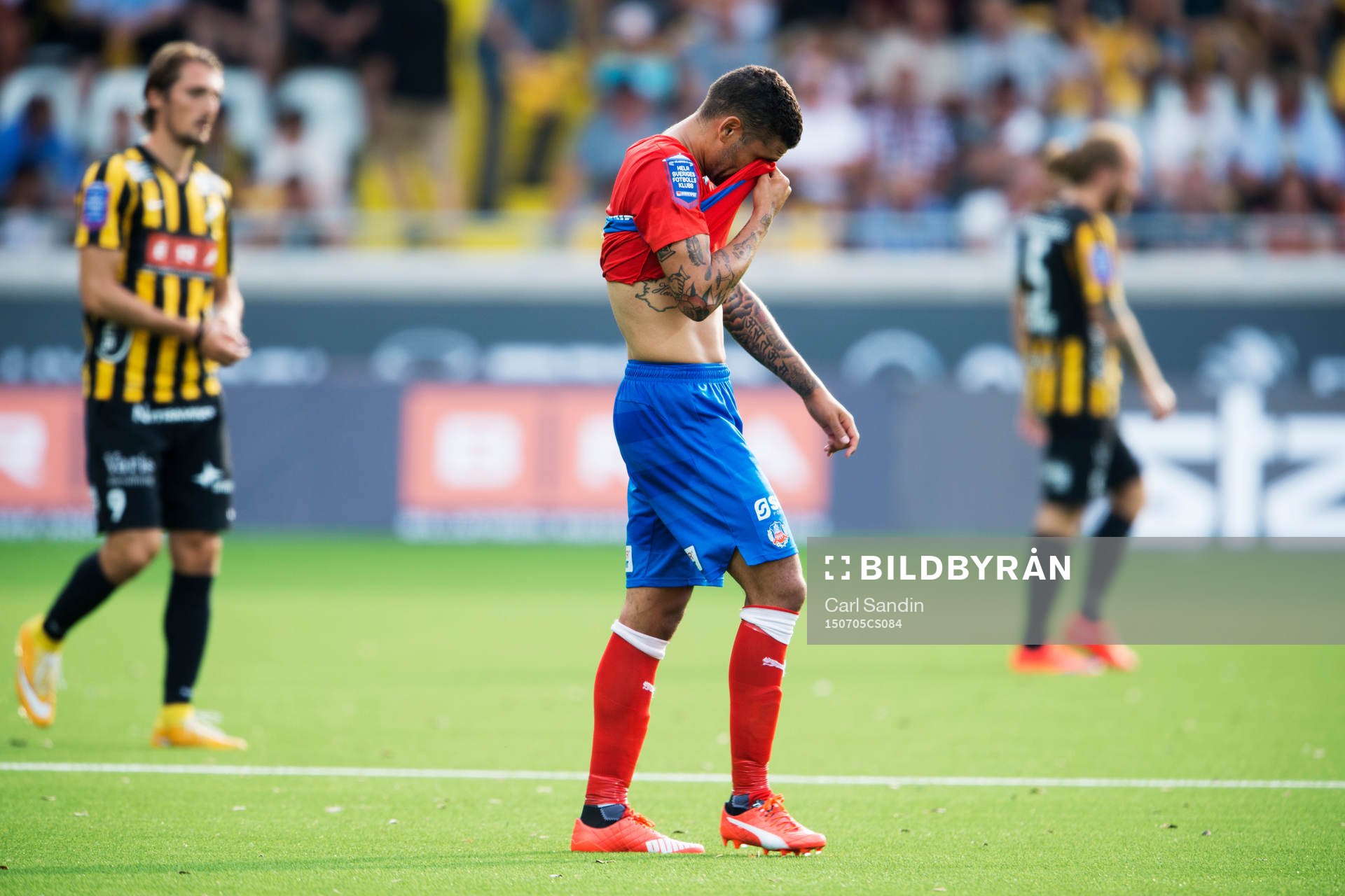 Helsingborgs Victor Palsson deppar