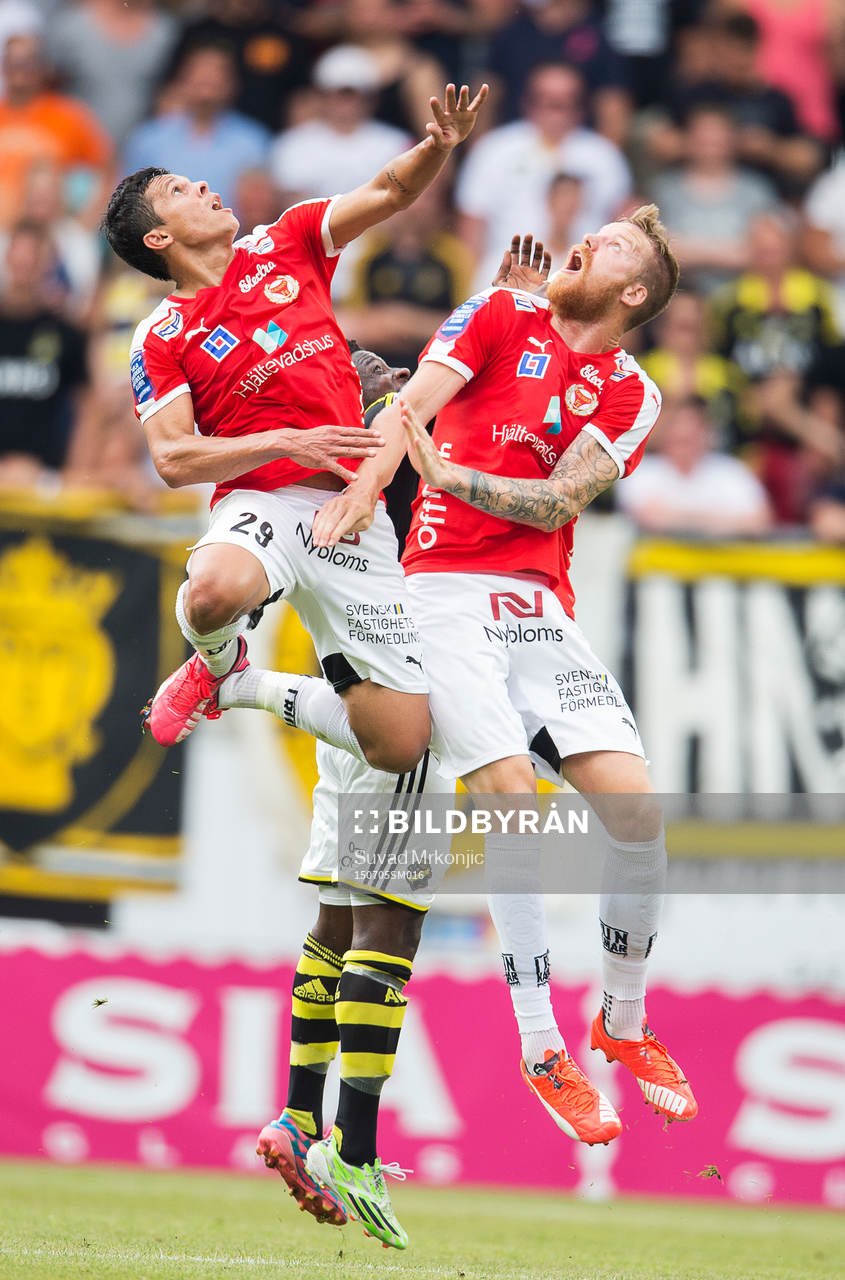 Kalmars Marcus Nilsson och Romário Pereira Sipião samt