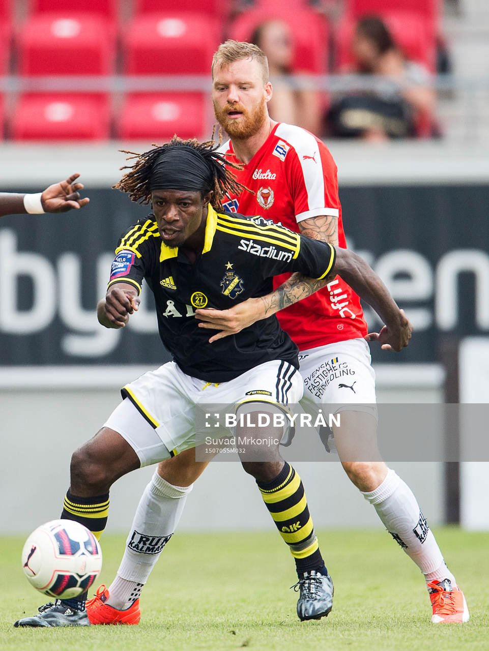 s Mohamed Bangura och Kalmars Marcus Nilsson