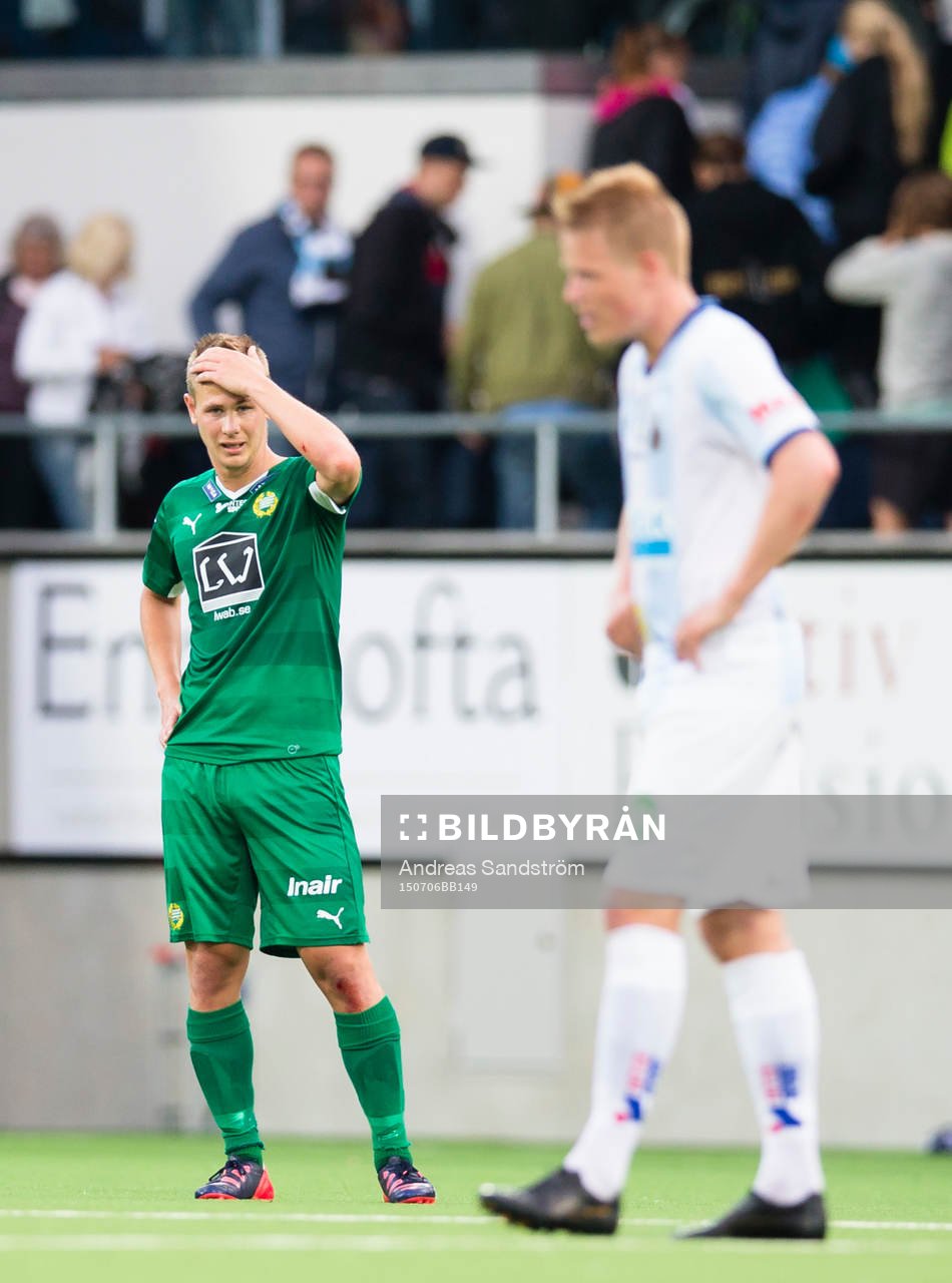 Hammarbys Erik Israelsson ser deppig ut