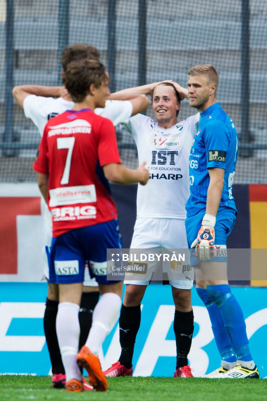 Östers Robin Strömberg deppar