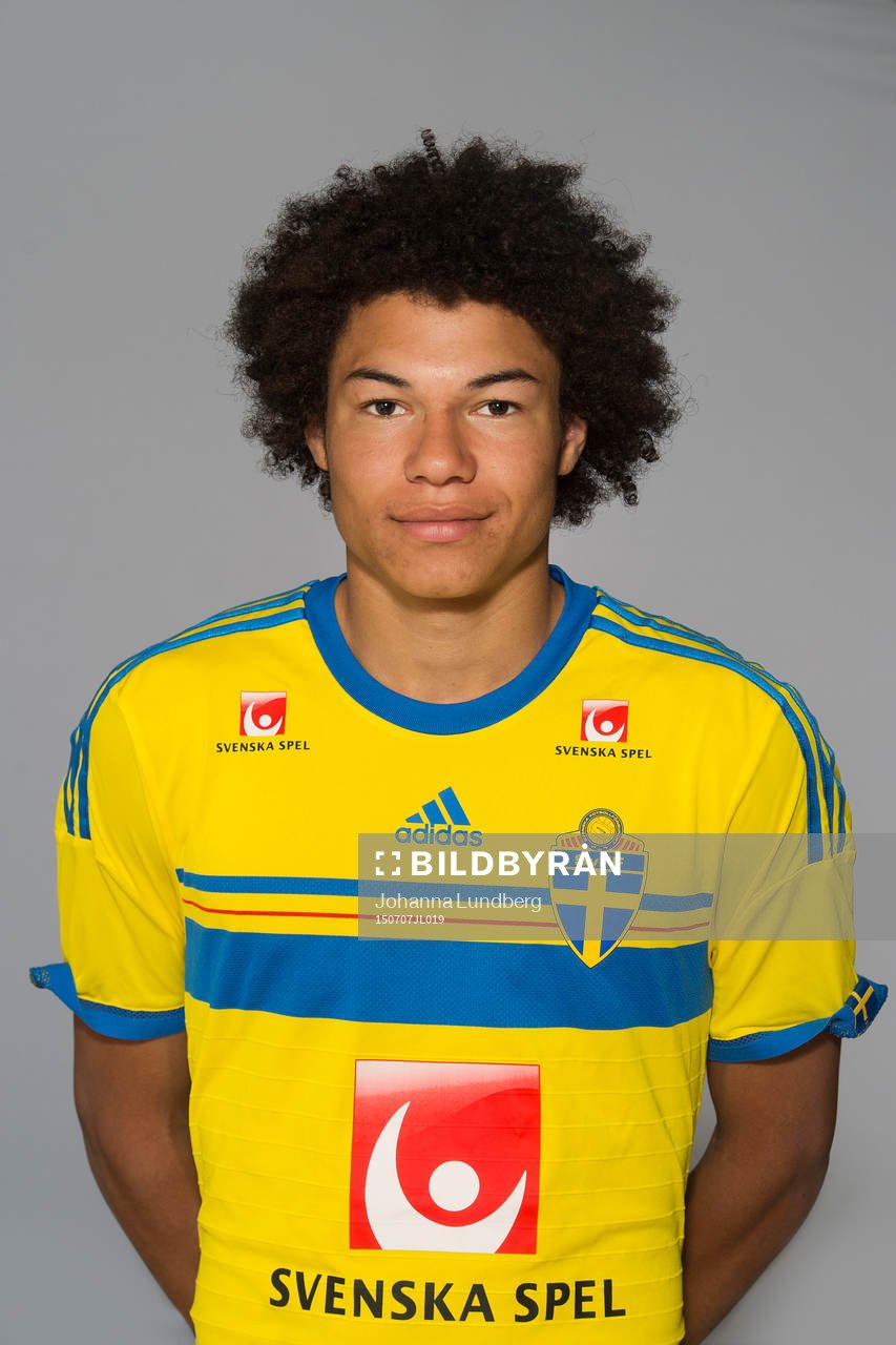 Alexander Jallow som spelar i P17/98-landslaget
