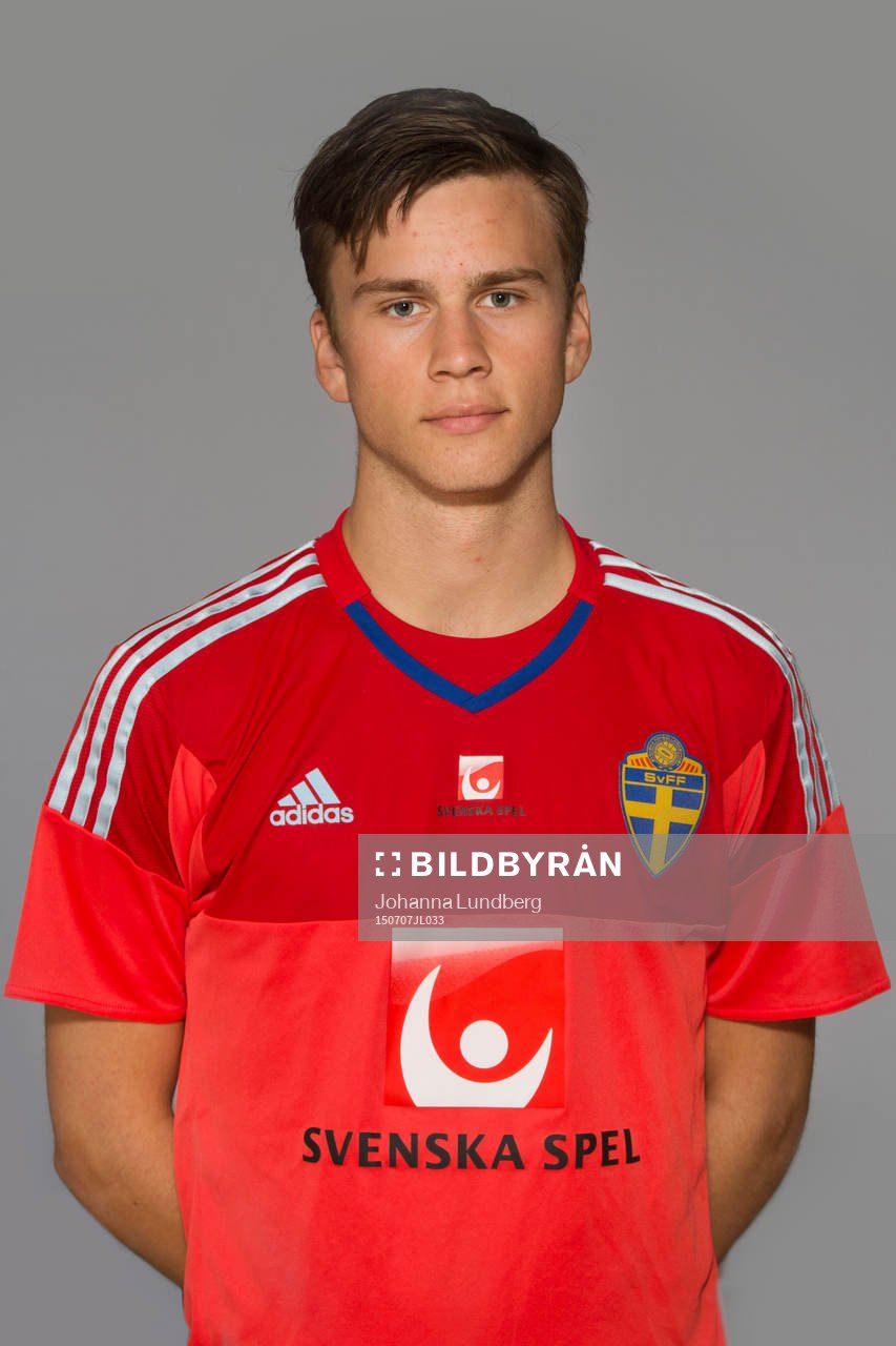 Douglas Bjäresten som spelar i P17/98-landslaget