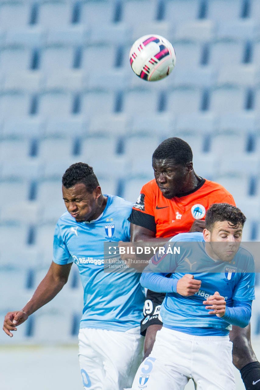 Malmö FFs Luis Felipe Carvalho Da Silva och Erdal Rakip under träningsmatchen i fotboll mellan Malmö FF och Slogan Liberec den 7 juli 2015 i Malmö. 