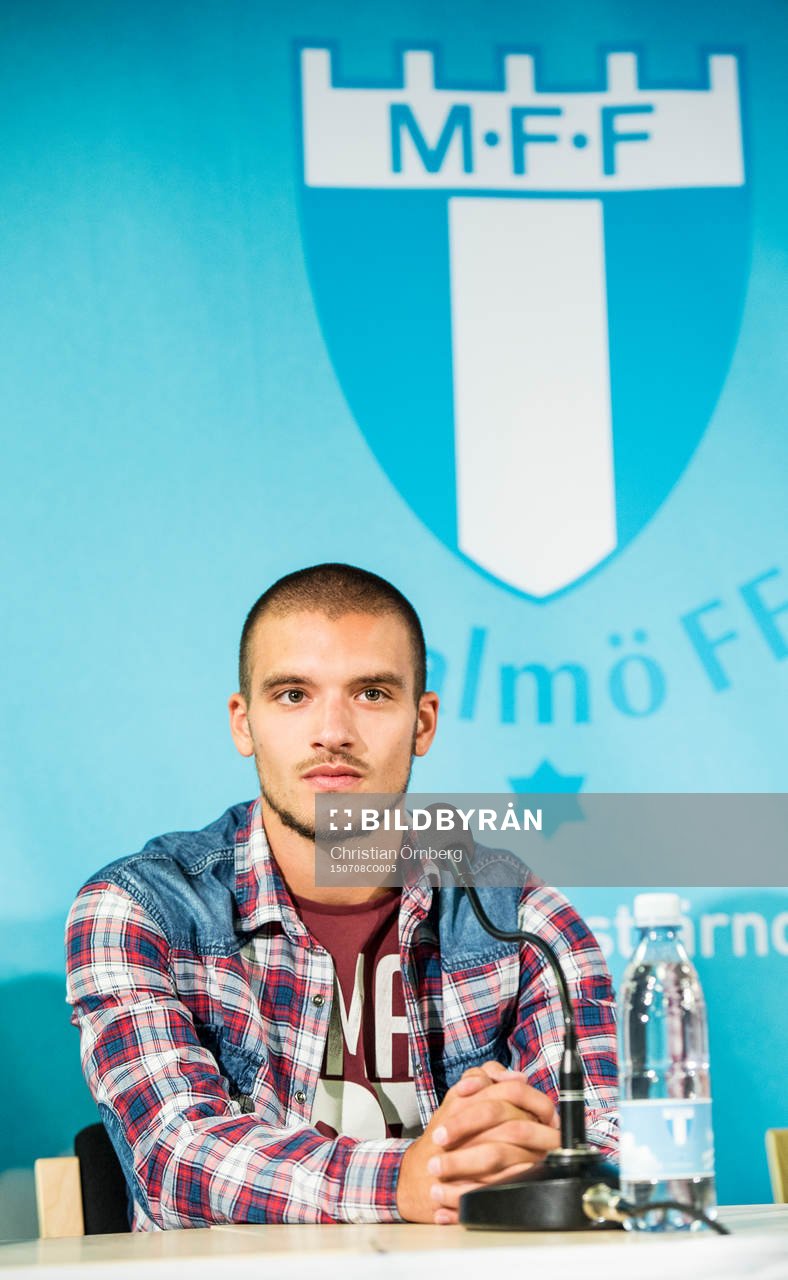 Malmö FF presenterar ett nyförvärv i form av Vladimir
