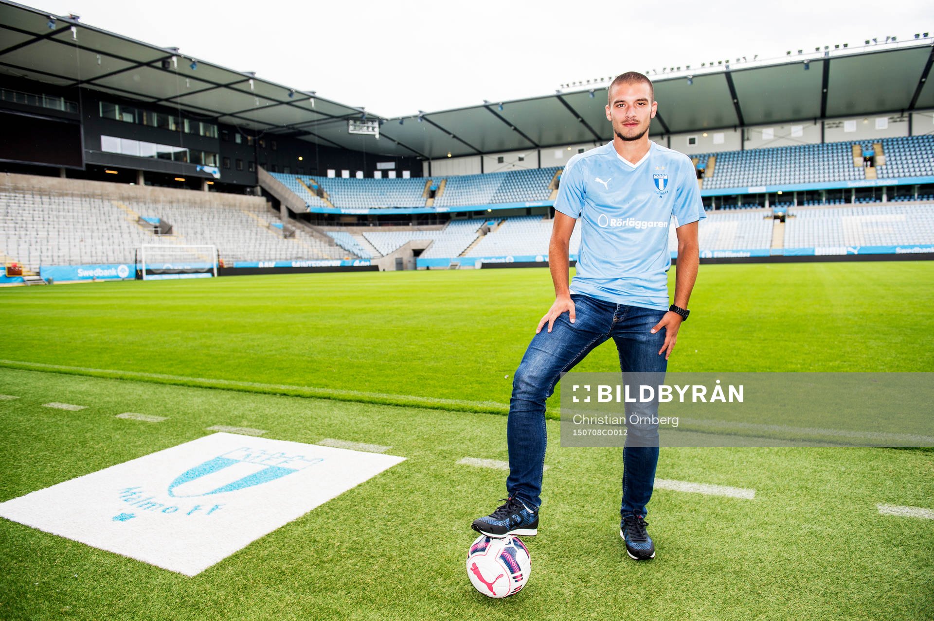 Malmö FF presenterar ett nyförvärv i form av Vladimir