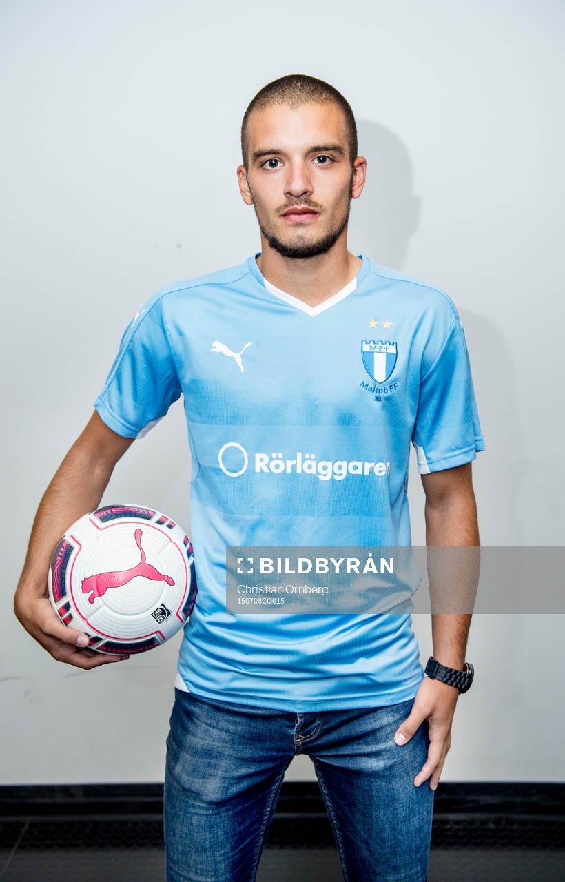 Malmö FF presenterar ett nyförvärv i form av Vladimir