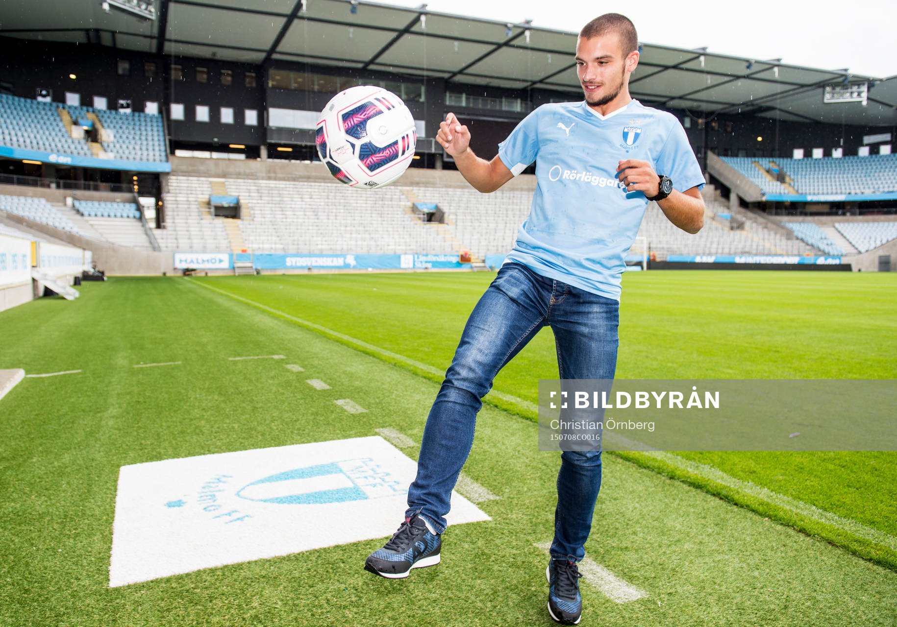 Malmö FF presenterar ett nyförvärv i form av Vladimir