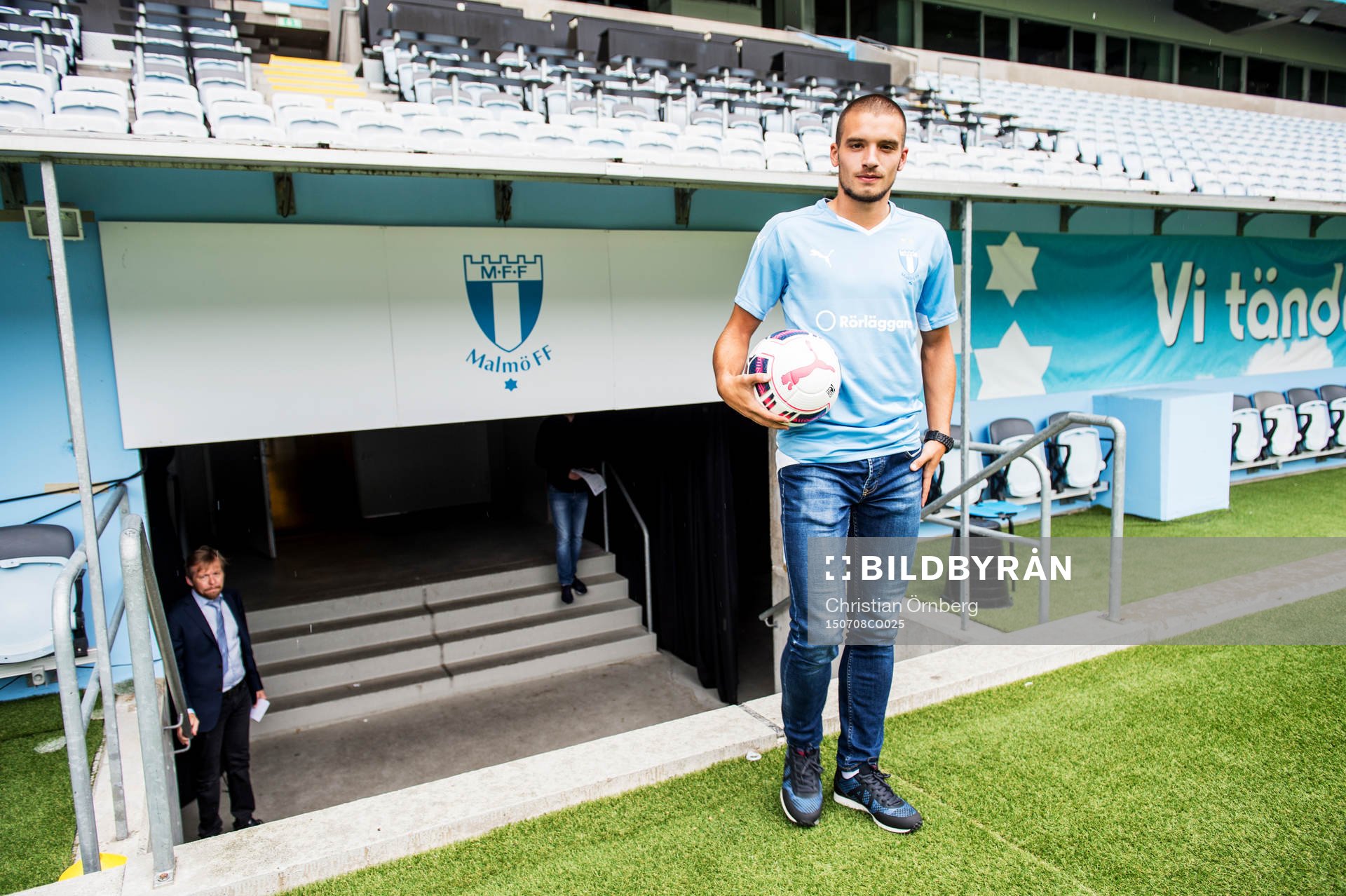 Malmö FF presenterar ett nyförvärv i form av Vladimir