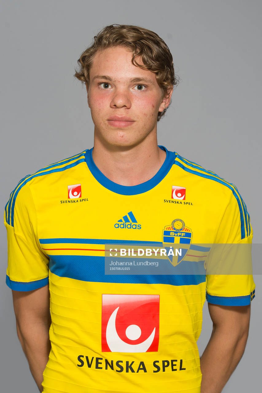 Fredrik Alm som spelar i P17/98-landslaget