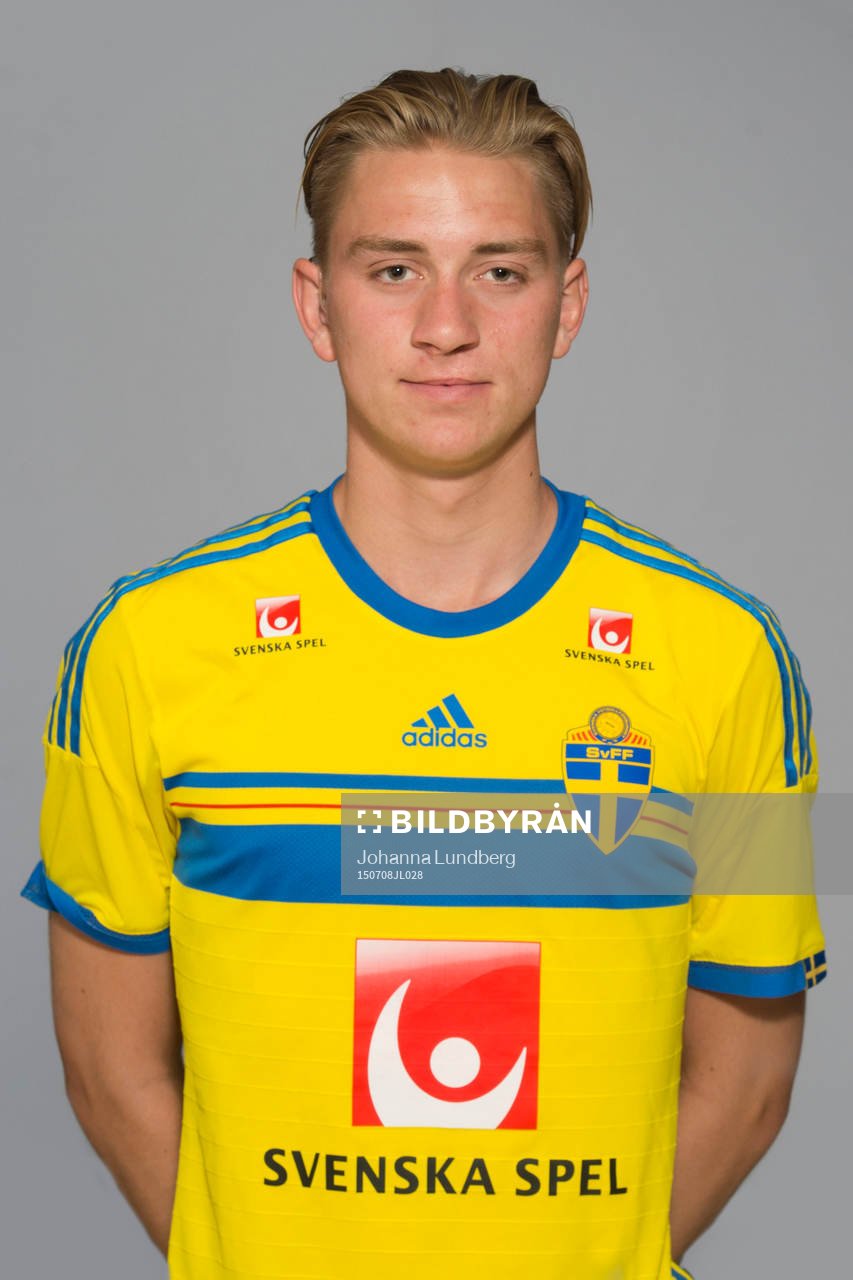 Adam Larsson som spelar i P17/98-landslaget