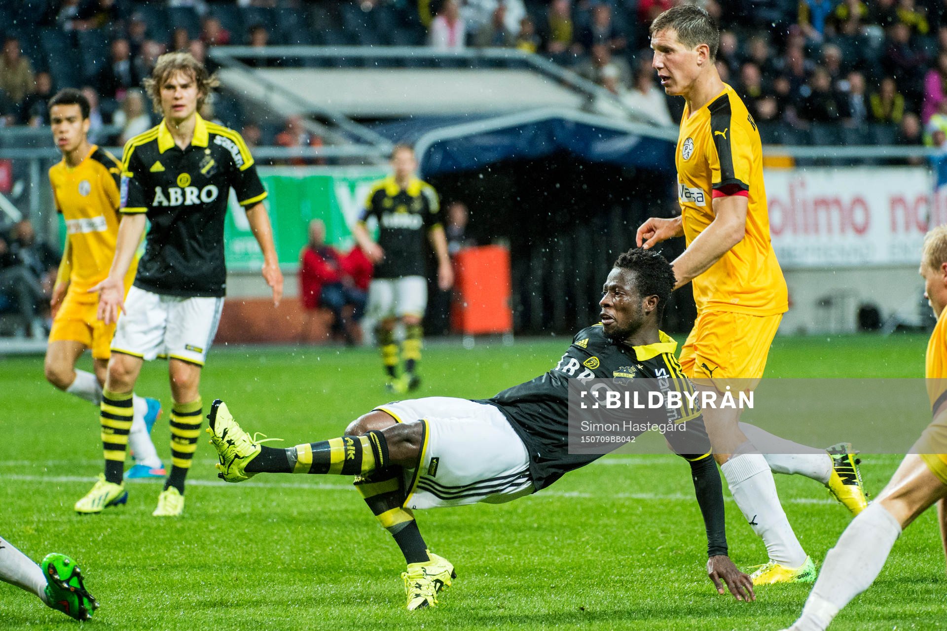 s Ebenezer Ofori gör 4-0